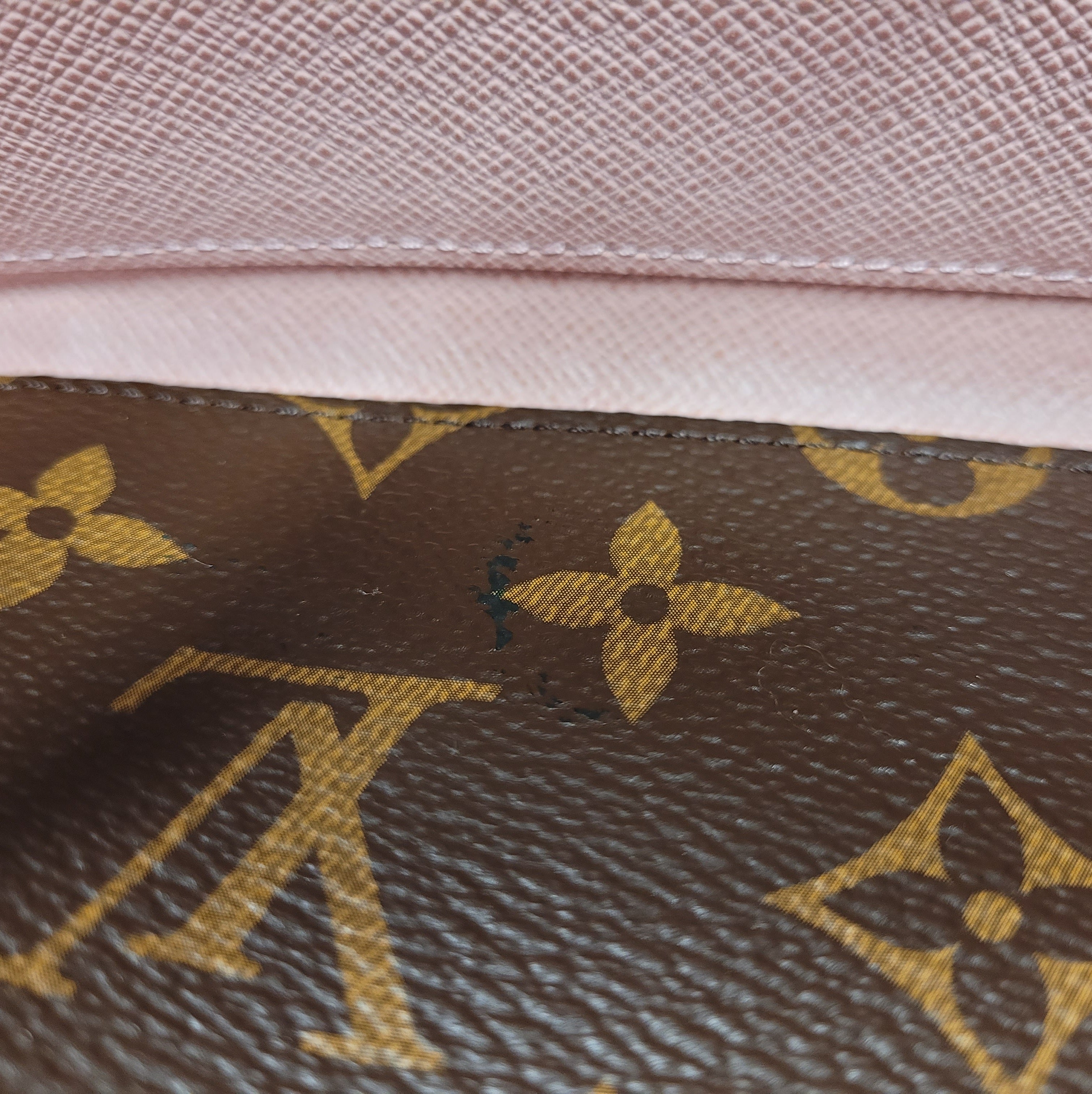 Clemence Wallet Monogram
