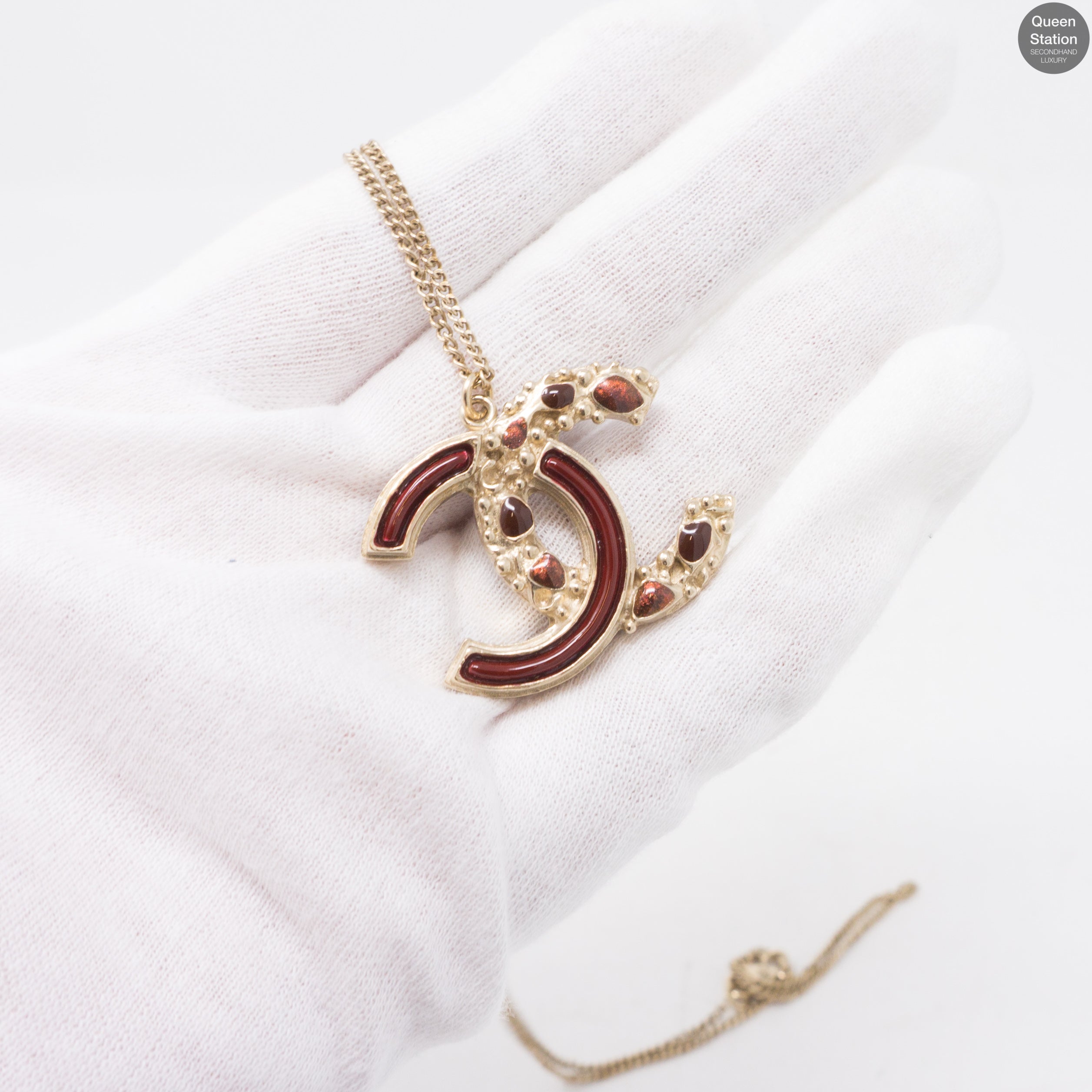 Large CC Necklace Red Gold