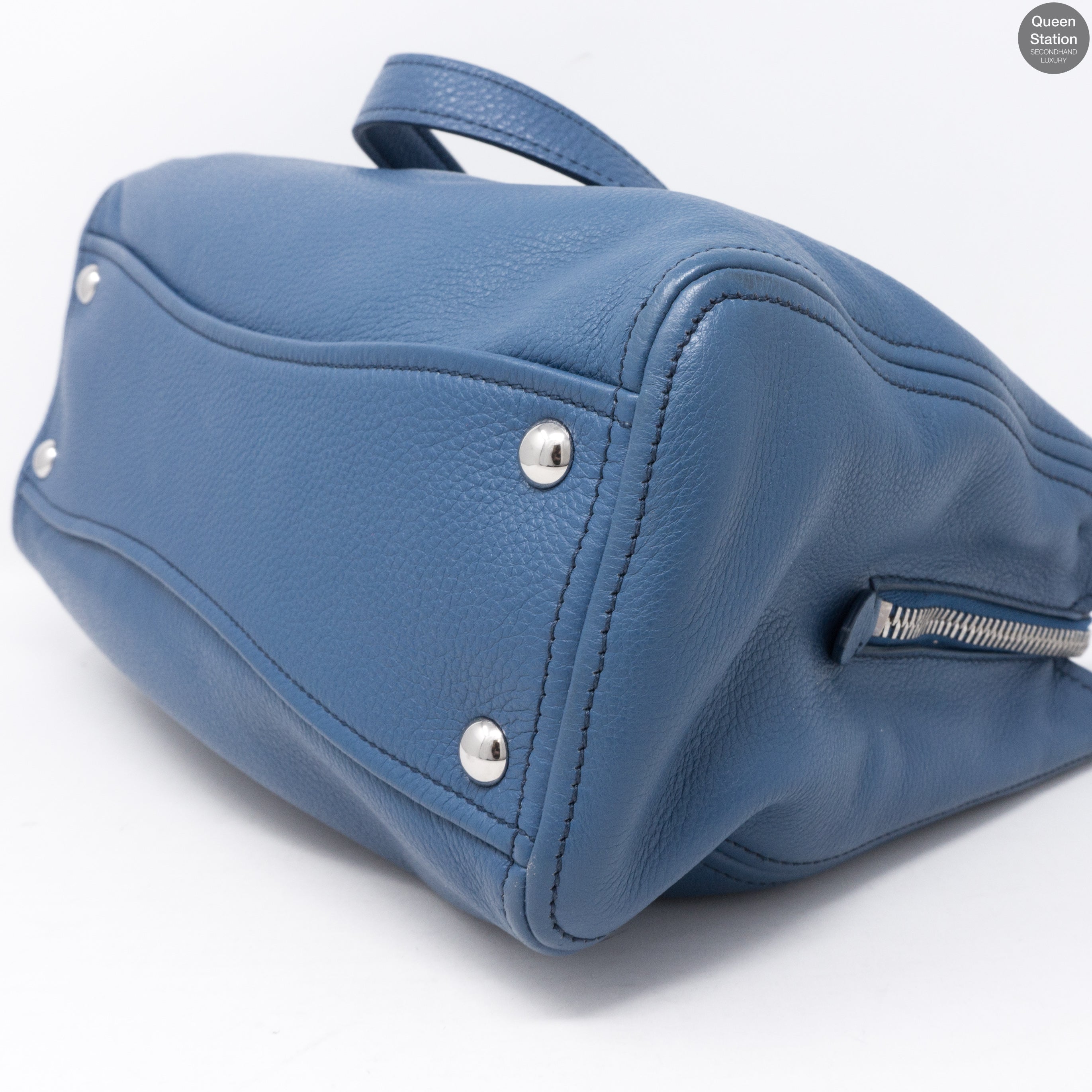 Vitello Daino Blue Leather Tote
