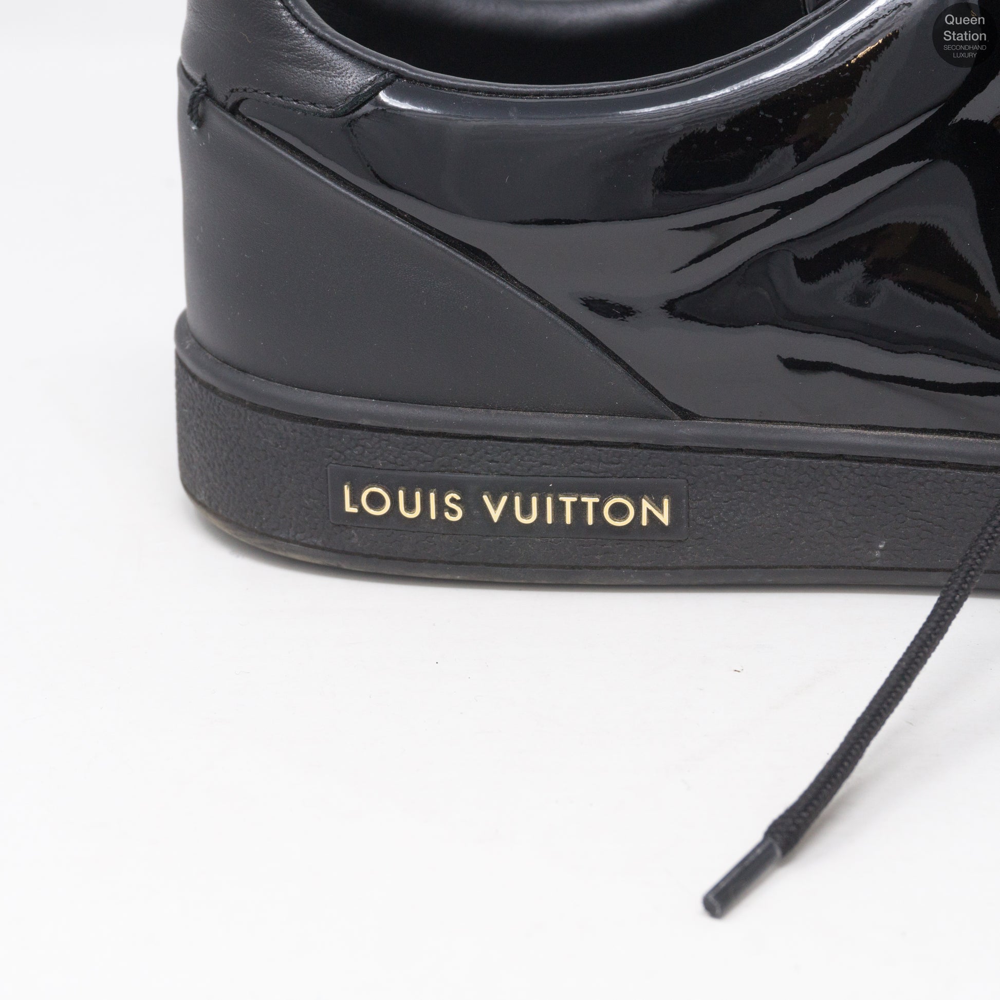 Louis Vuitton Monogram Black Frontrow Sneakers 41 – The Closet