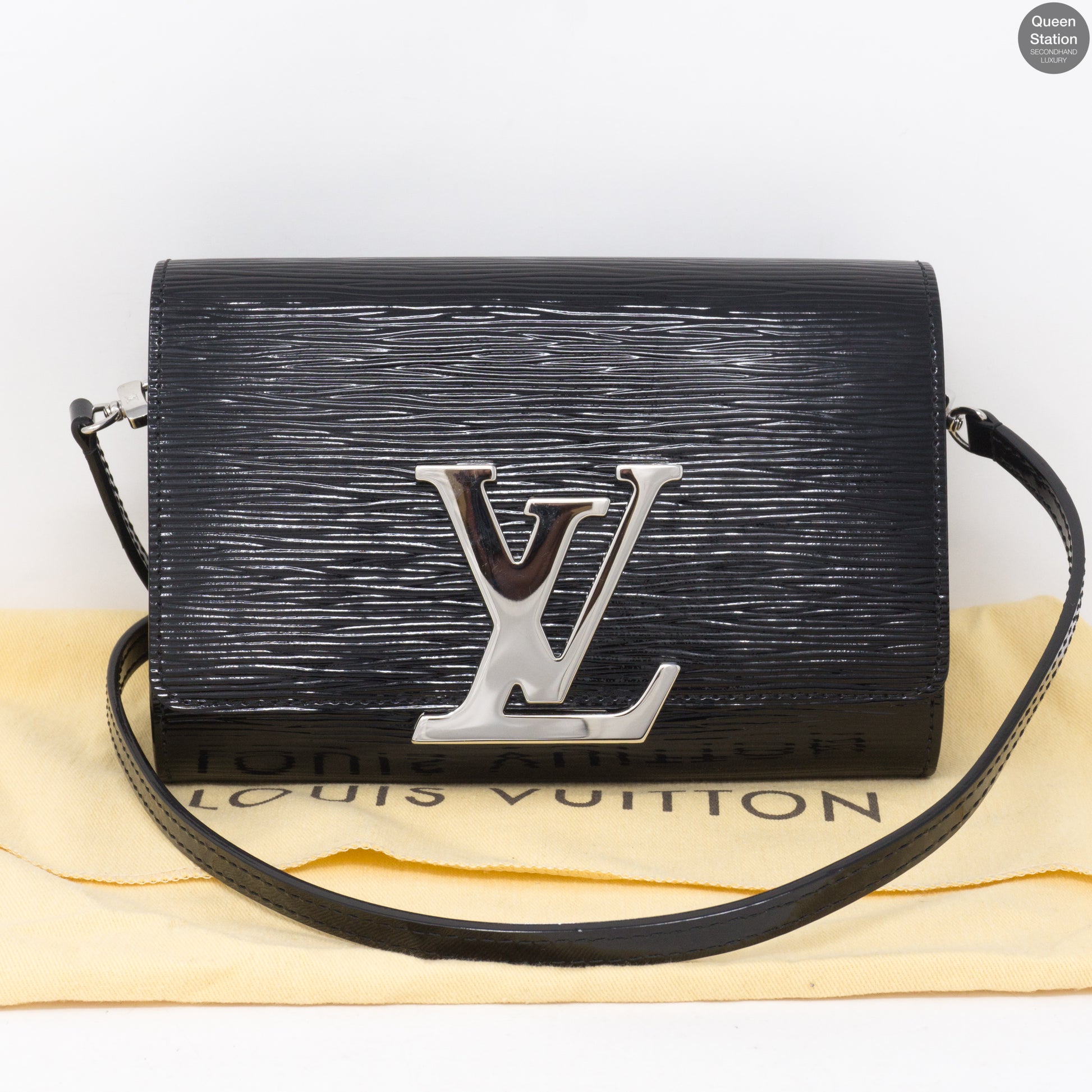 Louis Vuitton Pochette Epi MM Denim/Black Lining in Leather with