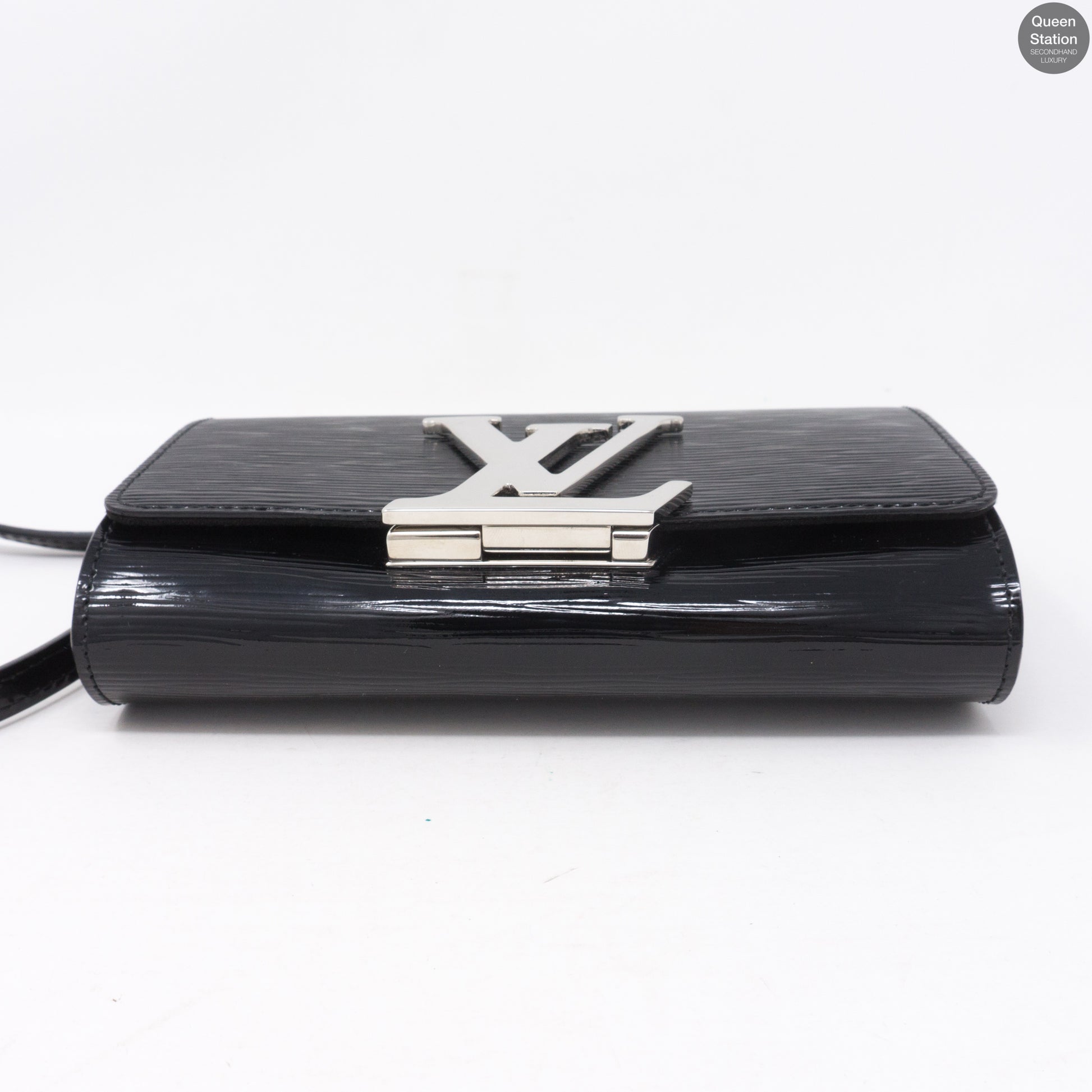 Louis Vuitton Lena Chain Pochette Electric Epi Leather - ShopStyle