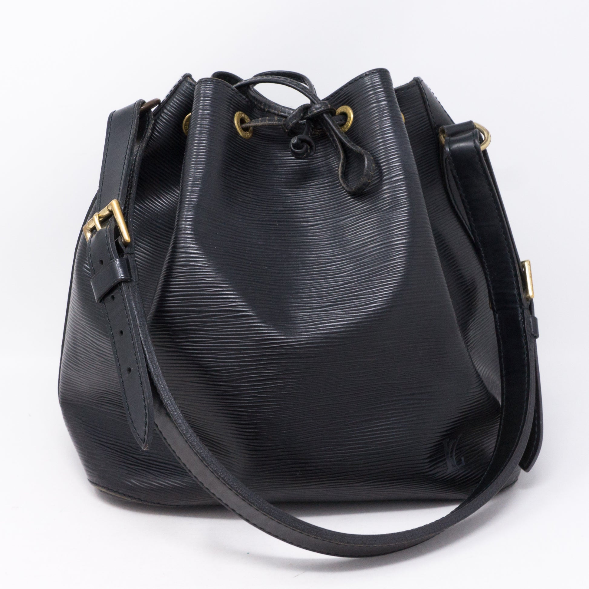 Louis Vuitton – Petit Noe Black Epi Leather – Queen Station