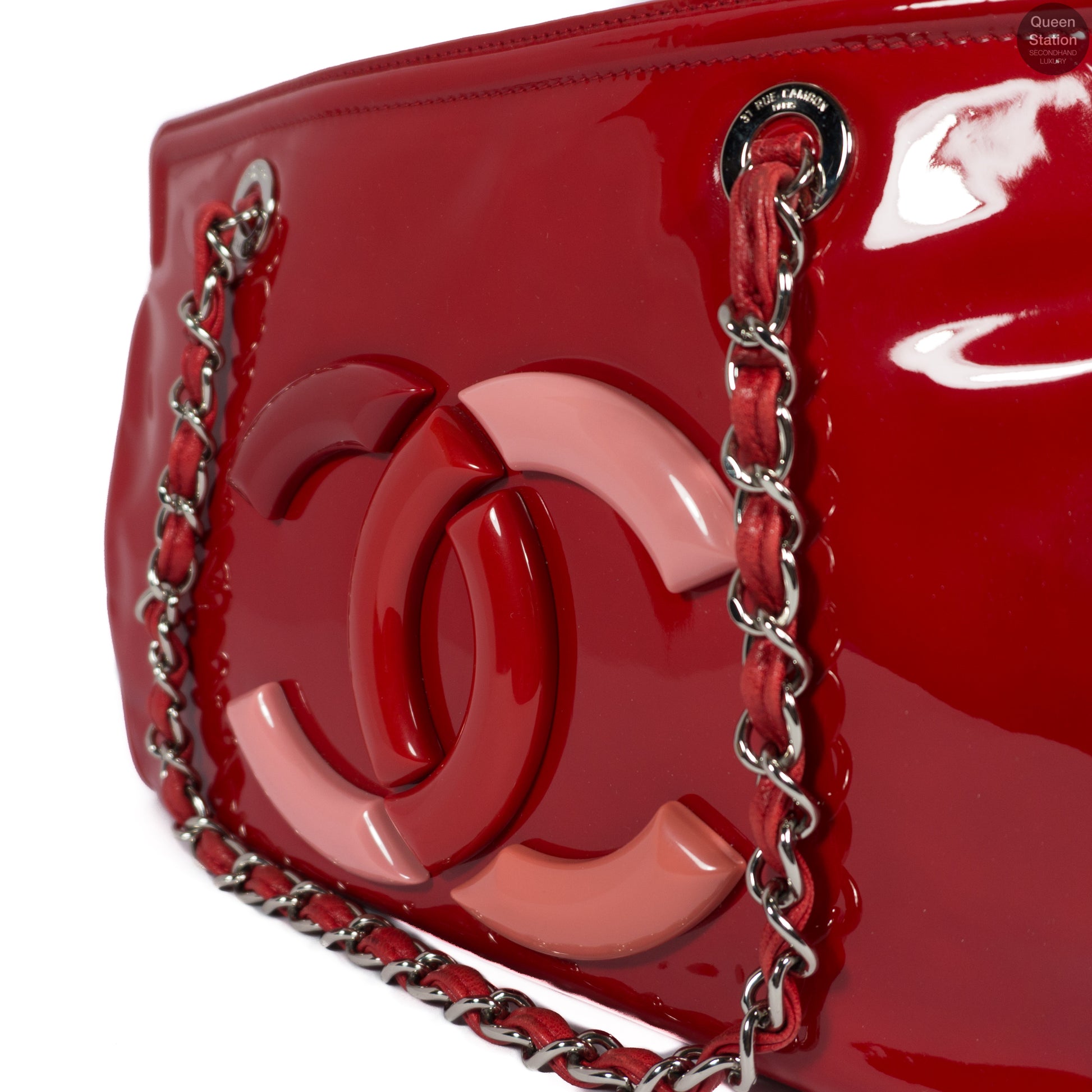 CHANEL Patent Calfskin XL Lipstick Tote Red 110644