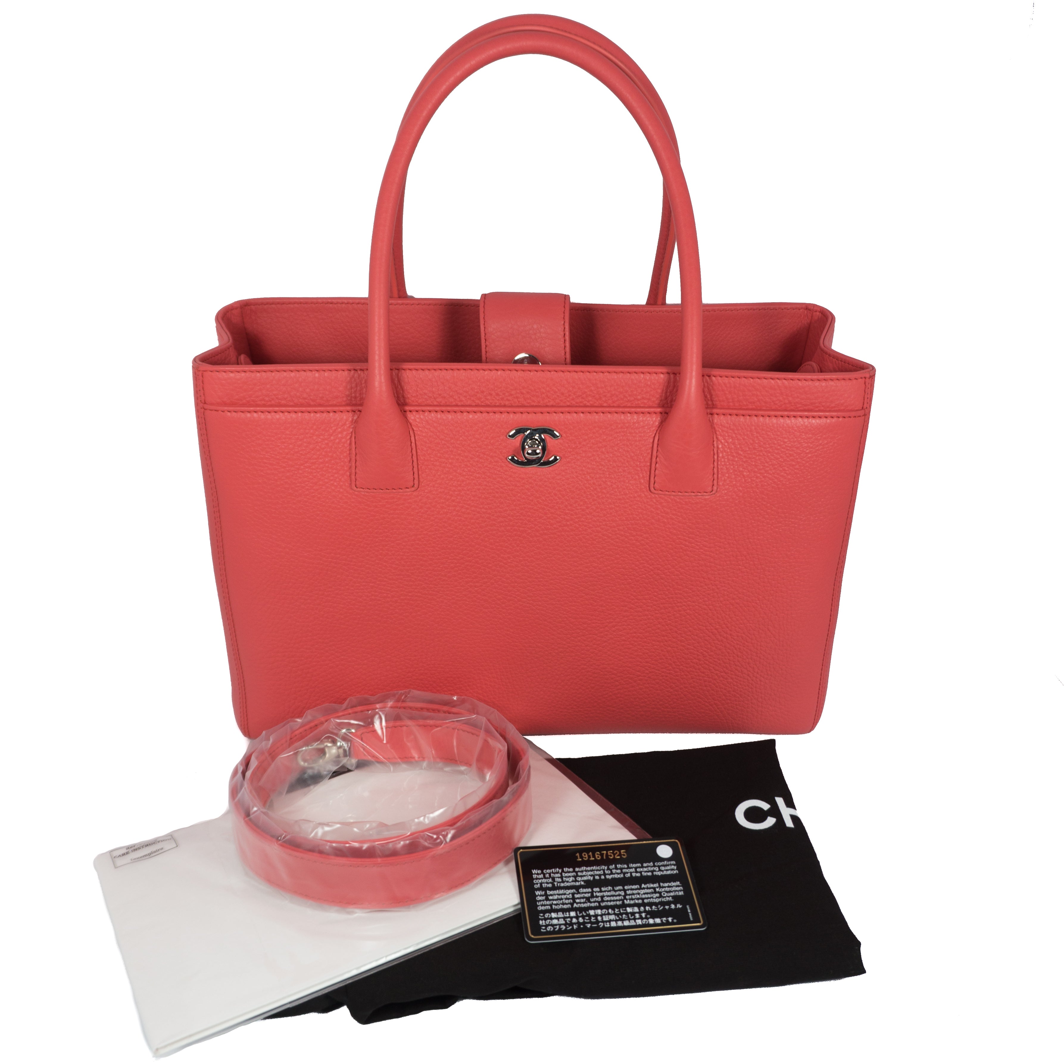 Chanel – Executive Cerf Coral Pink Leather Tote – Queen Station