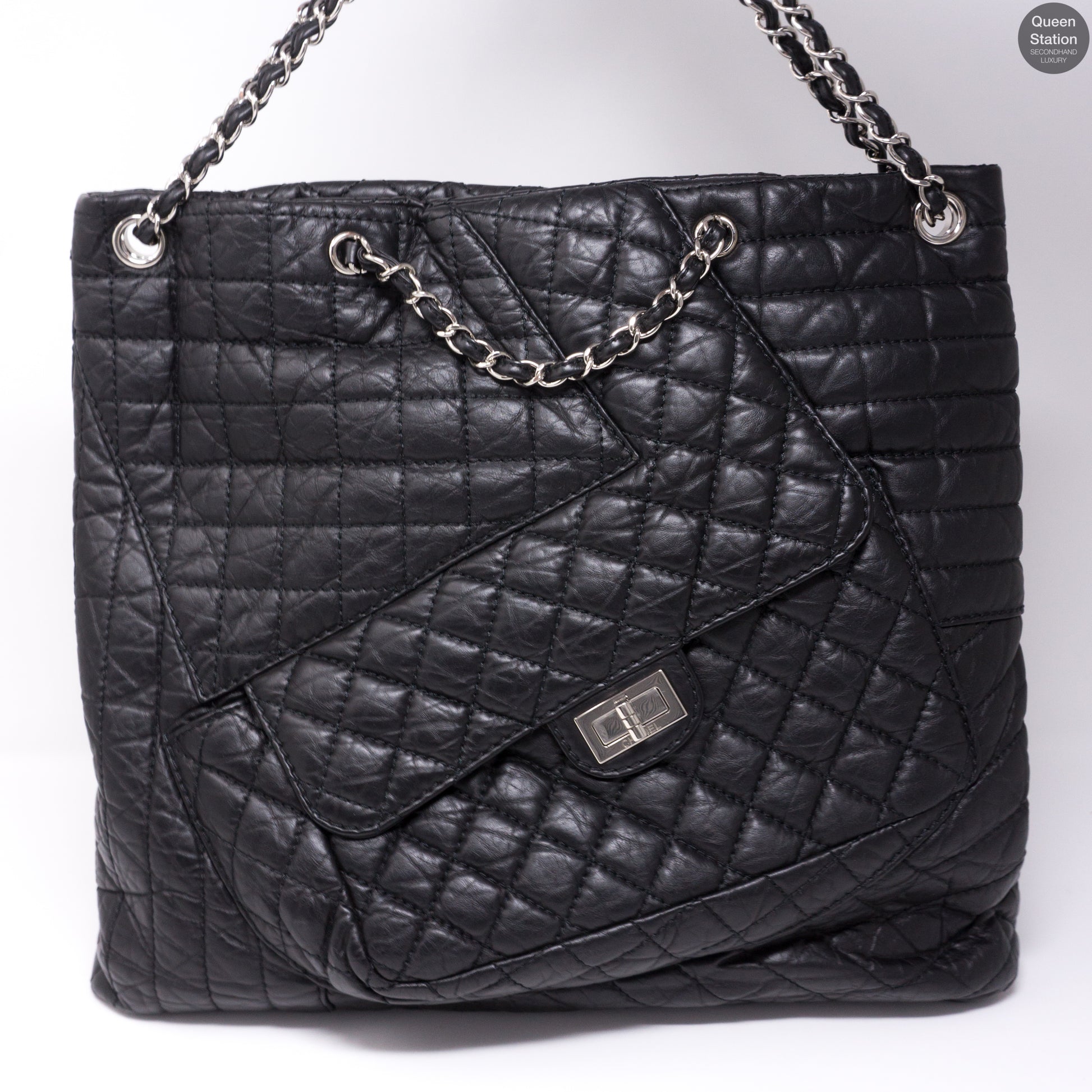CHANEL 10A NWT AUTHENTIC JUMBO XL QUILTED LEATHER FANTASY FUR TOTE