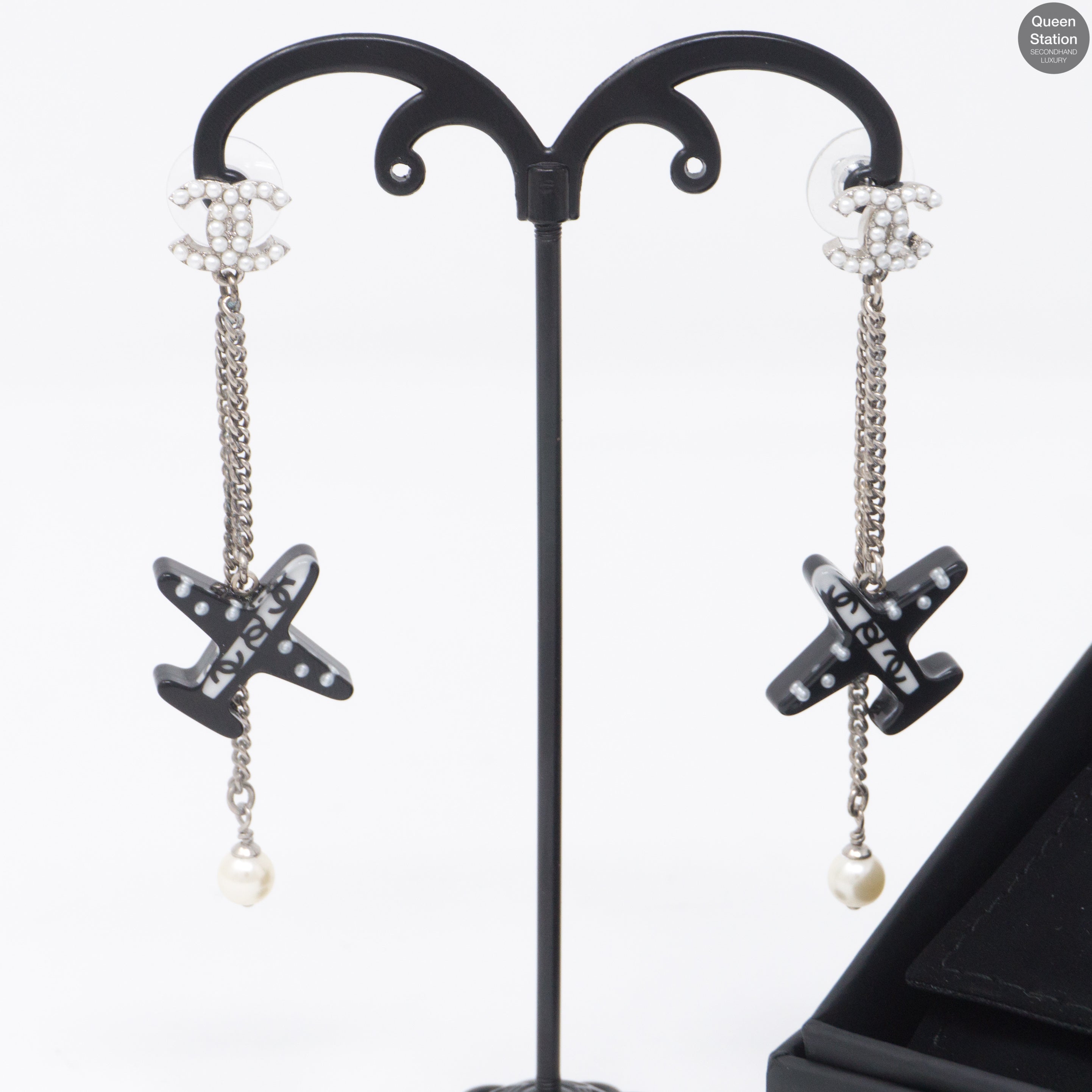 CC Pearl Airplane Earrings