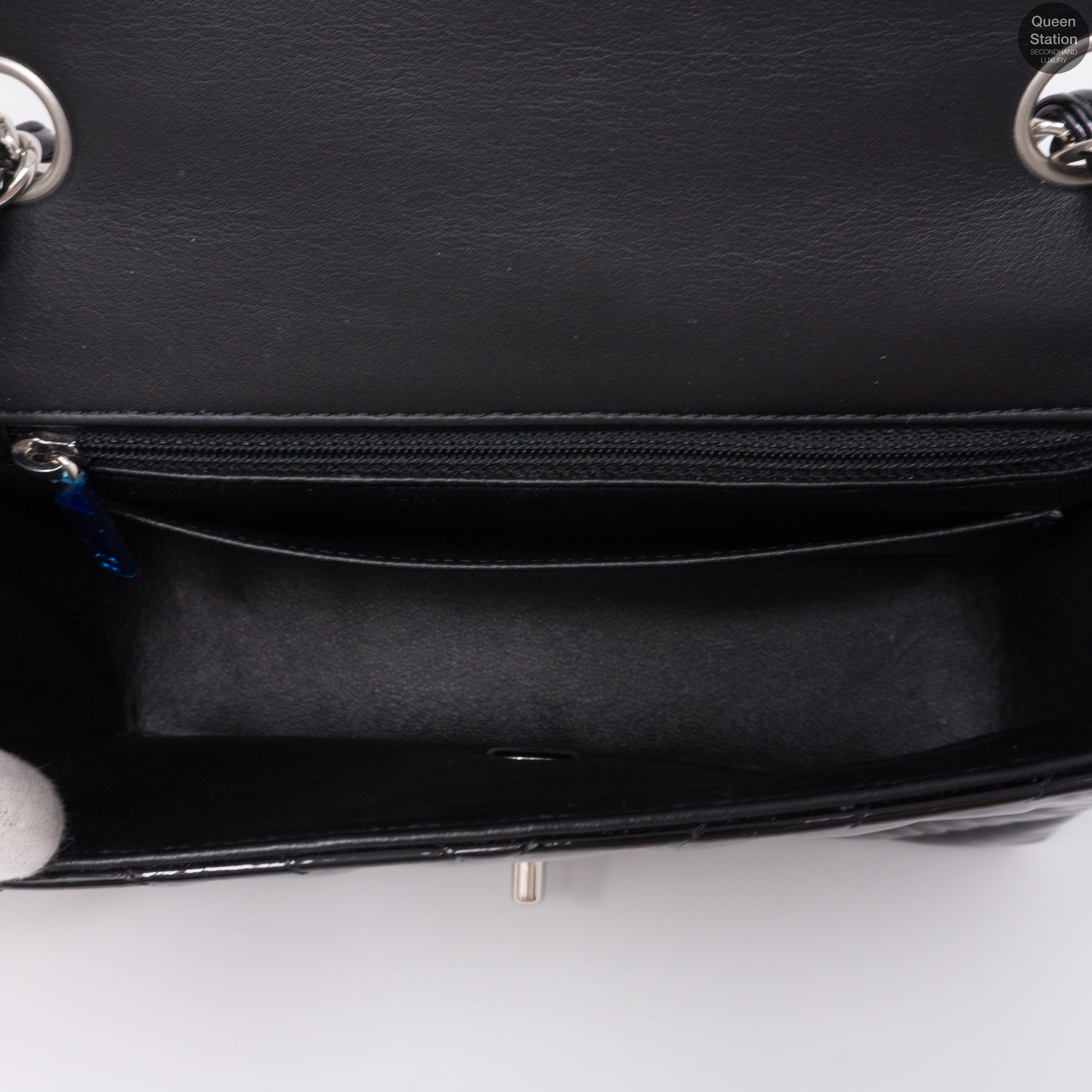 Chanel – Chevron Rectangular Mini Flap Black Patent Leather Bag – Queen  Station