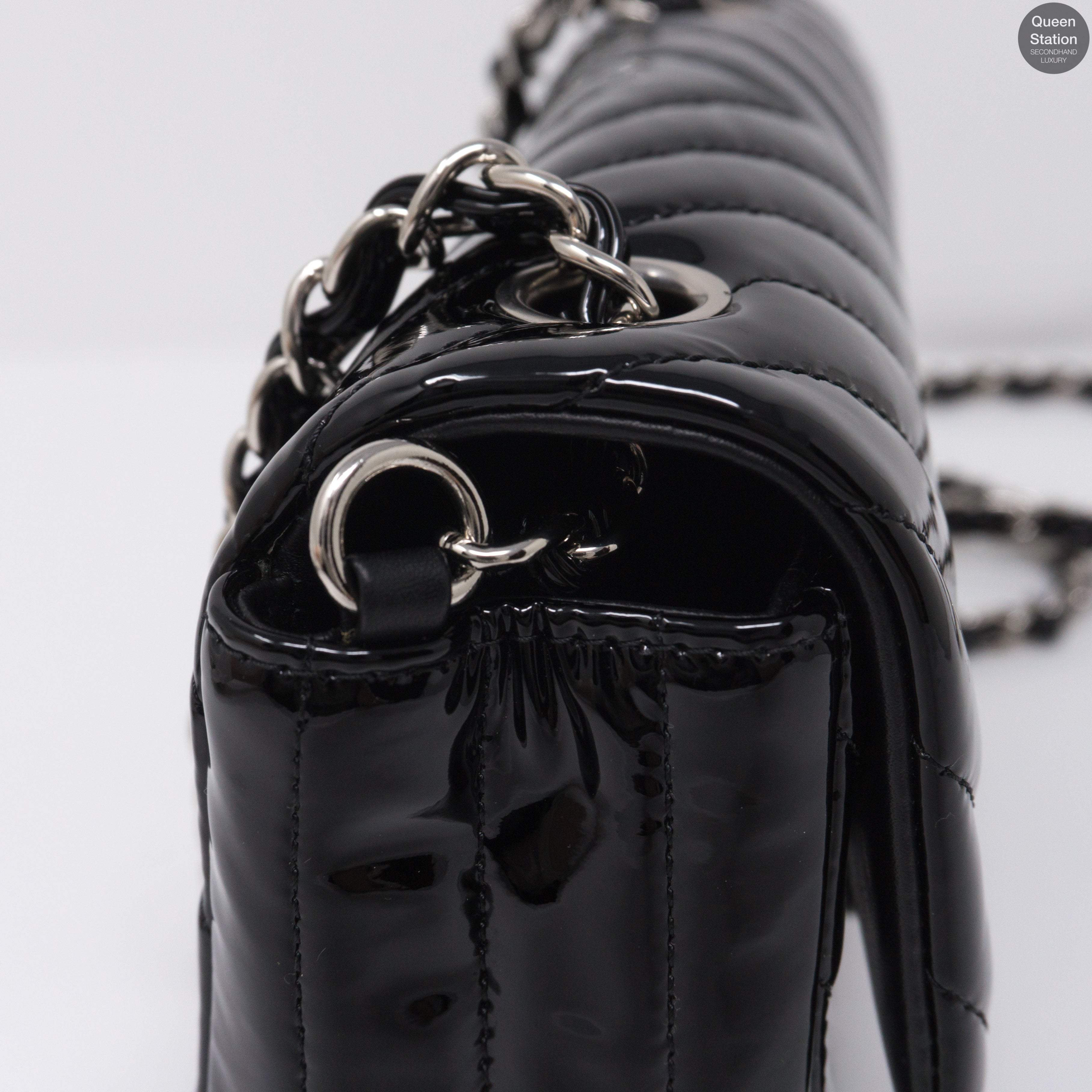 Black patent hotsell leather bag