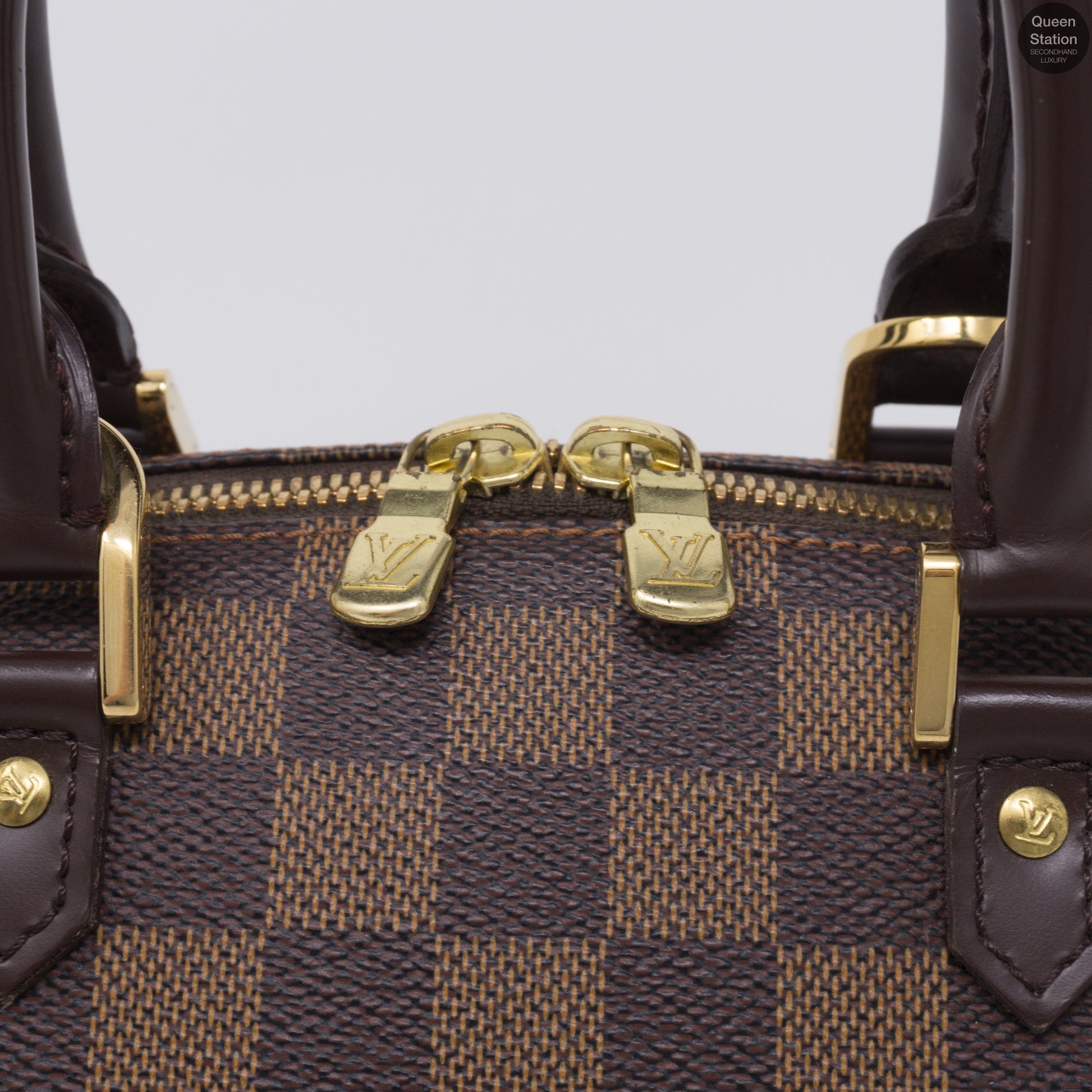 Authentic Louis Vuitton Damier Ebene Mini Ribera Hand Bag – Paris Station  Shop