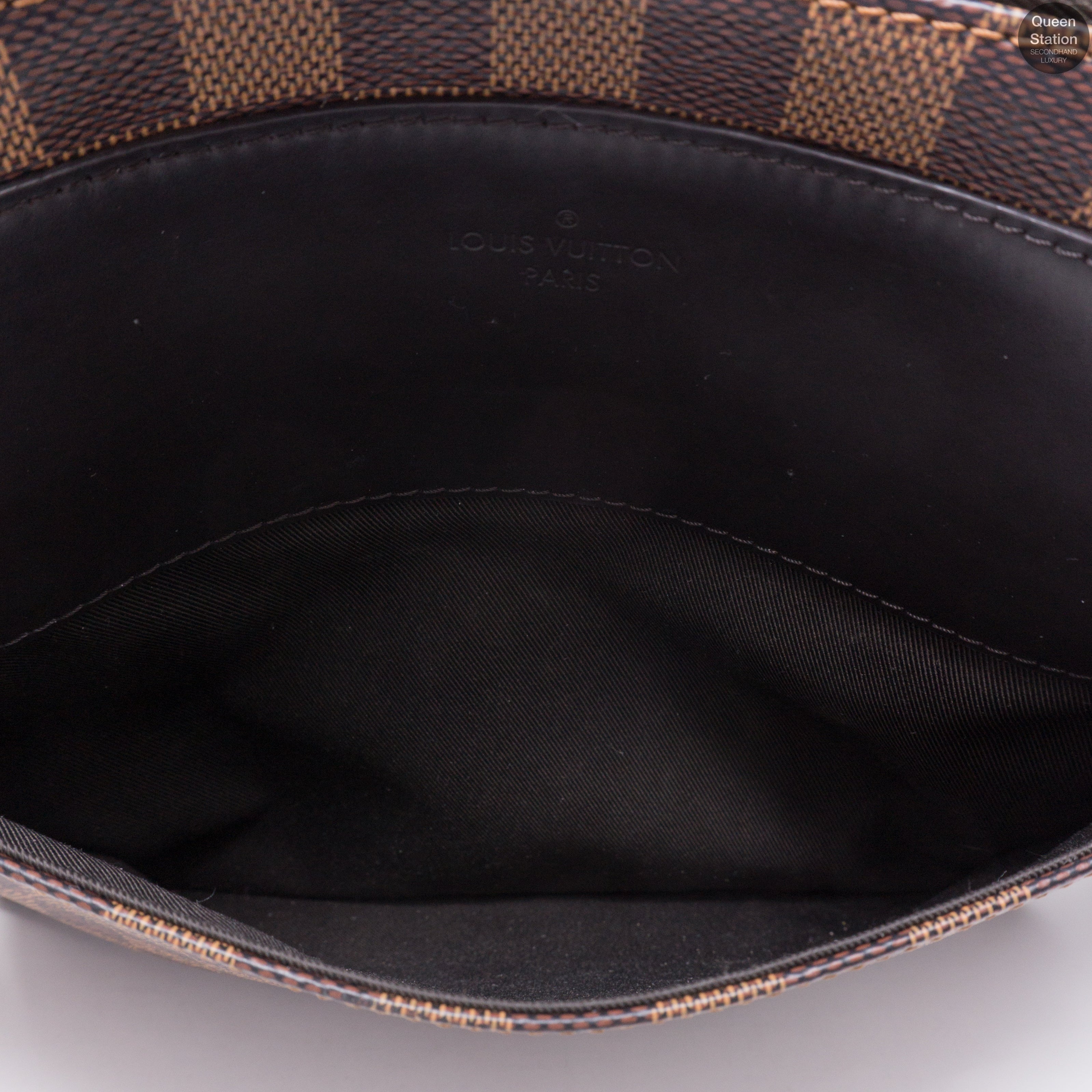 Jake Messenger PM Damier Ebene