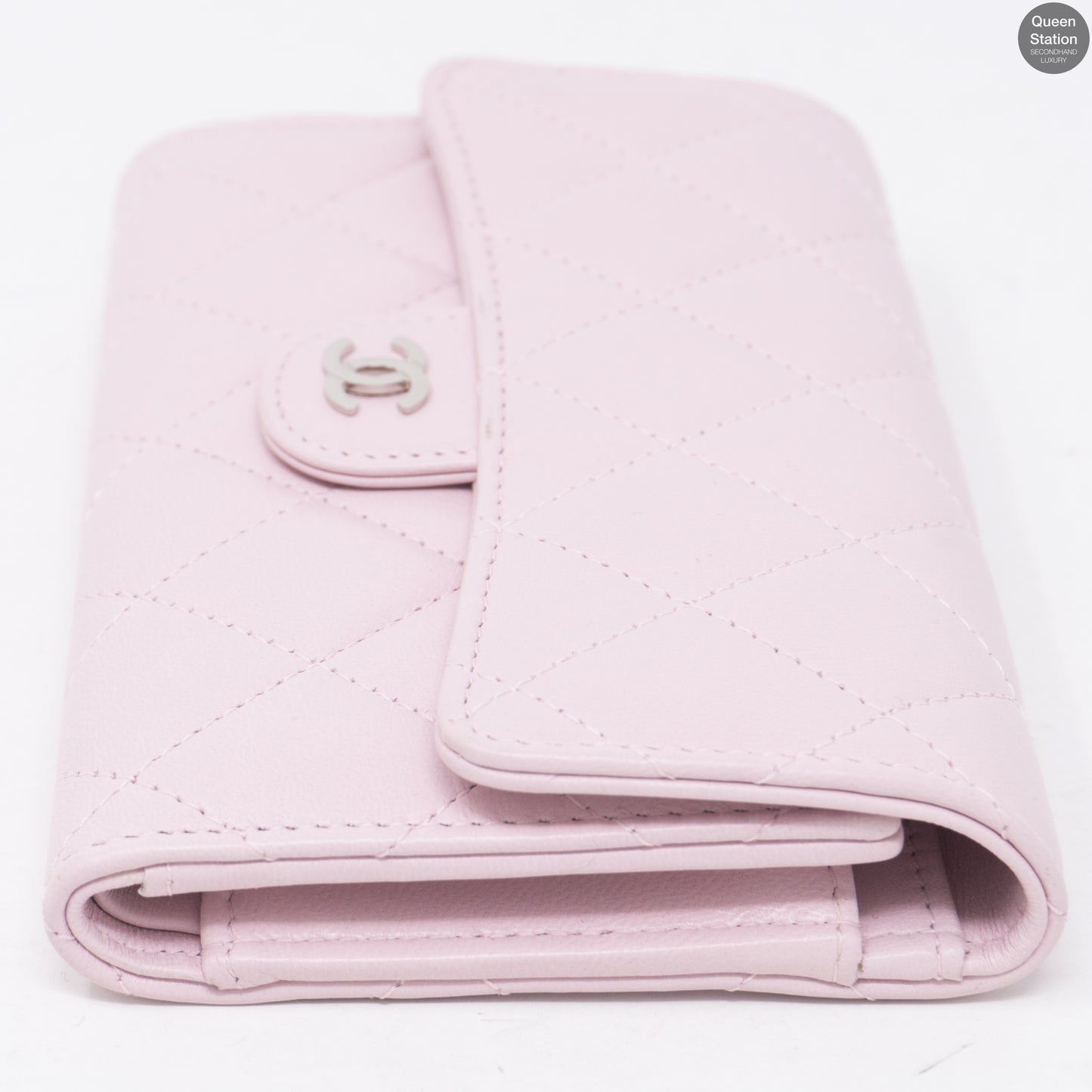 Classic Flap Wallet Light Pink Leather
