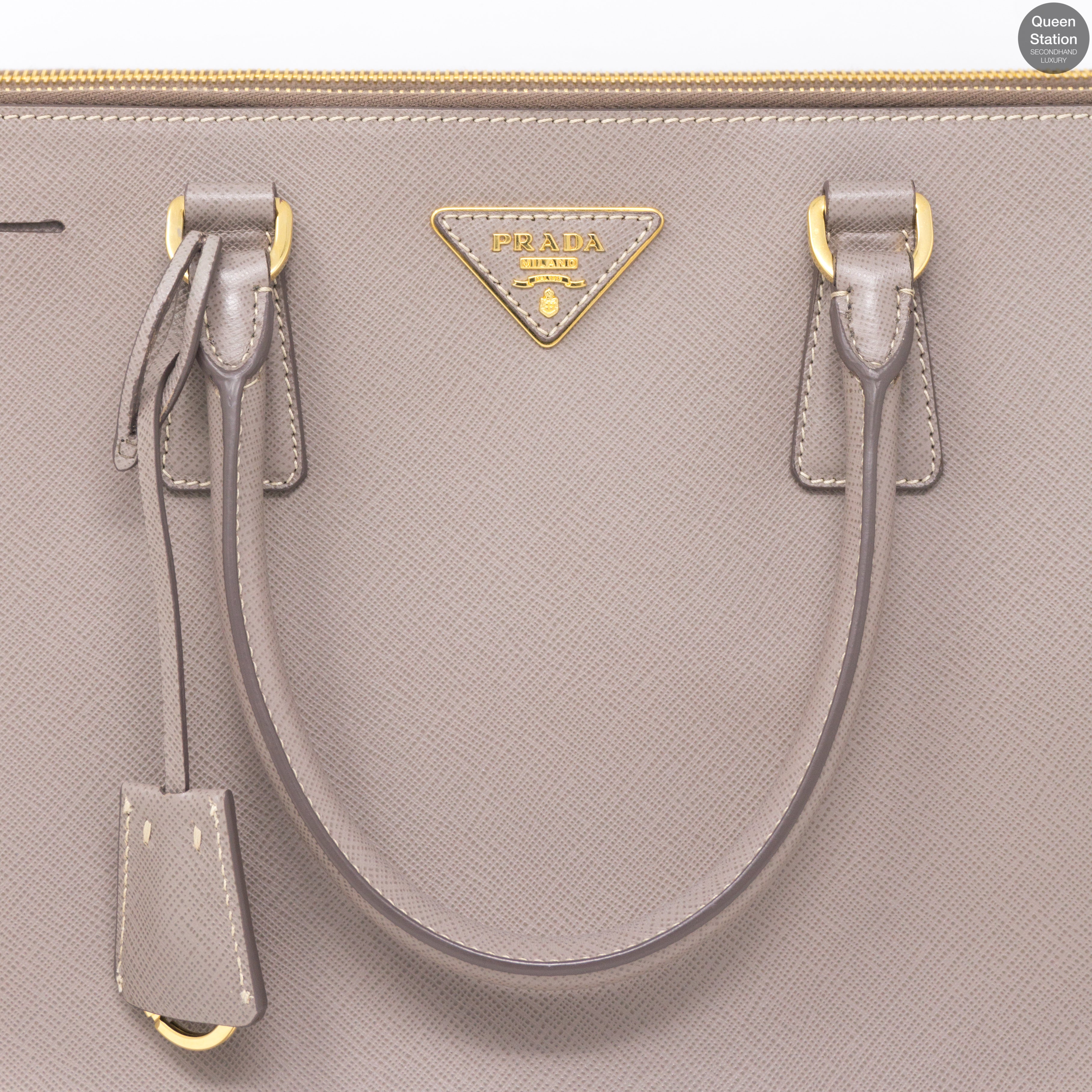 Saffiano Leather Large Double Zip Argilla
