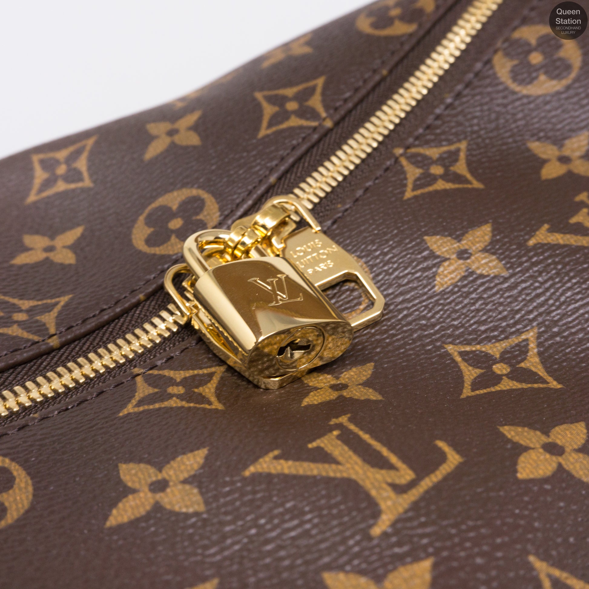 Louis Vuitton Berri MM Monogram Gold Hardware