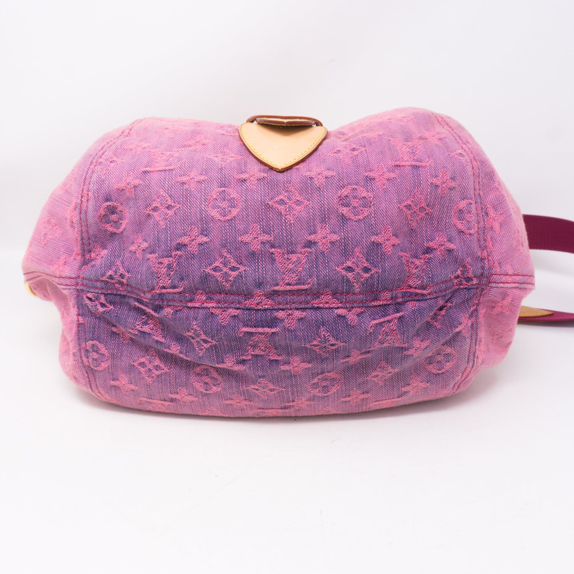 Louis Vuitton Monogram Denim Sunrise Bag - Pink Shoulder Bags, Handbags -  LOU424094