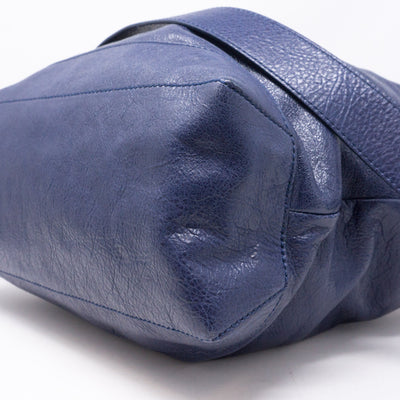 Day Messenger Bag Blue Leather