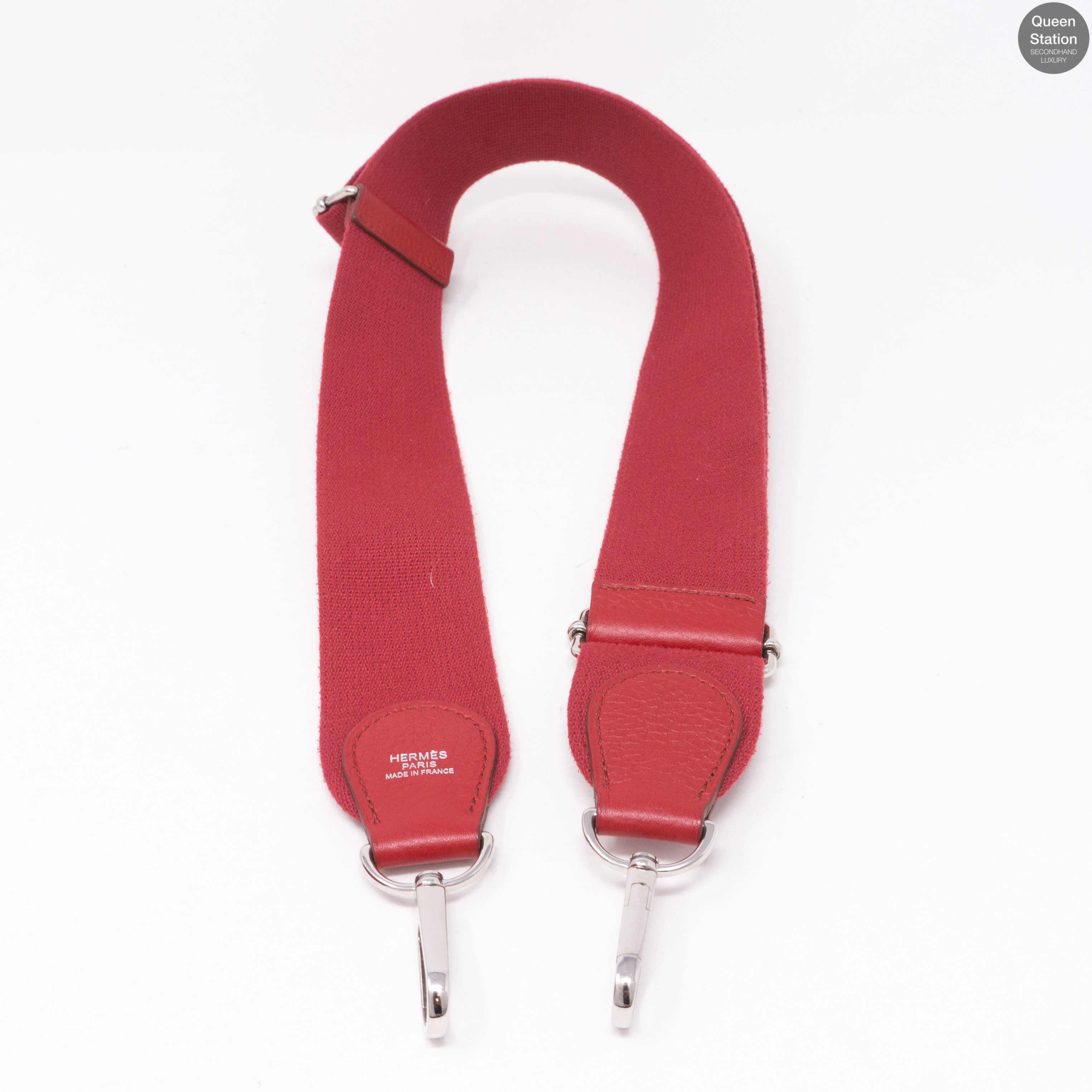 Evelyne III Rouge