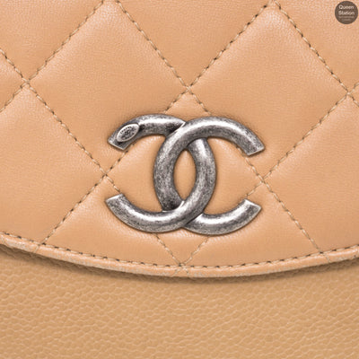 Beige Quilted Tote Bag With Pouch