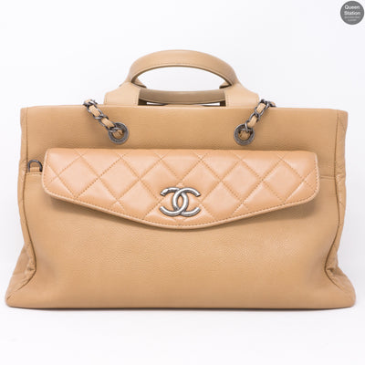 Beige Quilted Tote Bag With Pouch