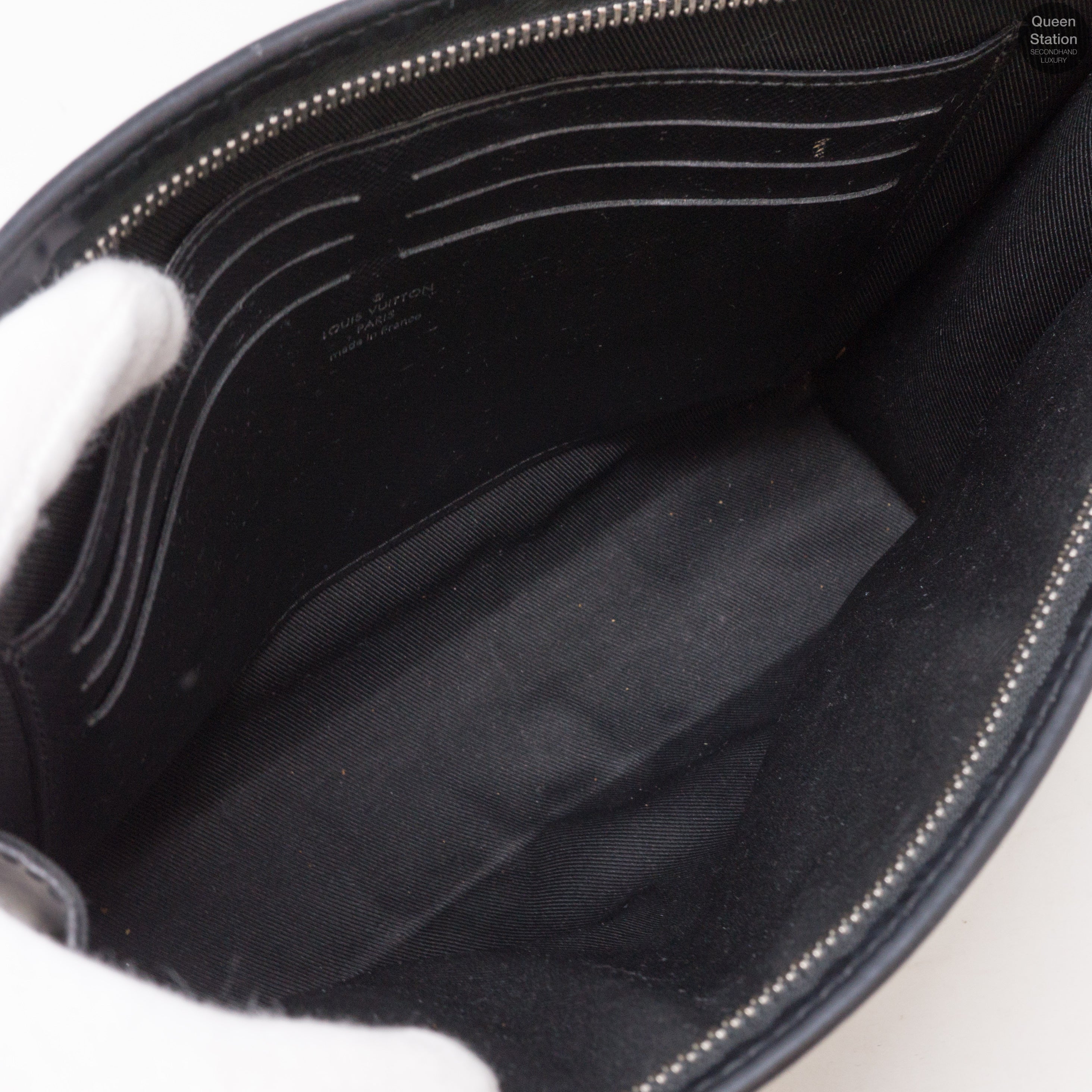 Pochette Voyage MM Damier Graphite