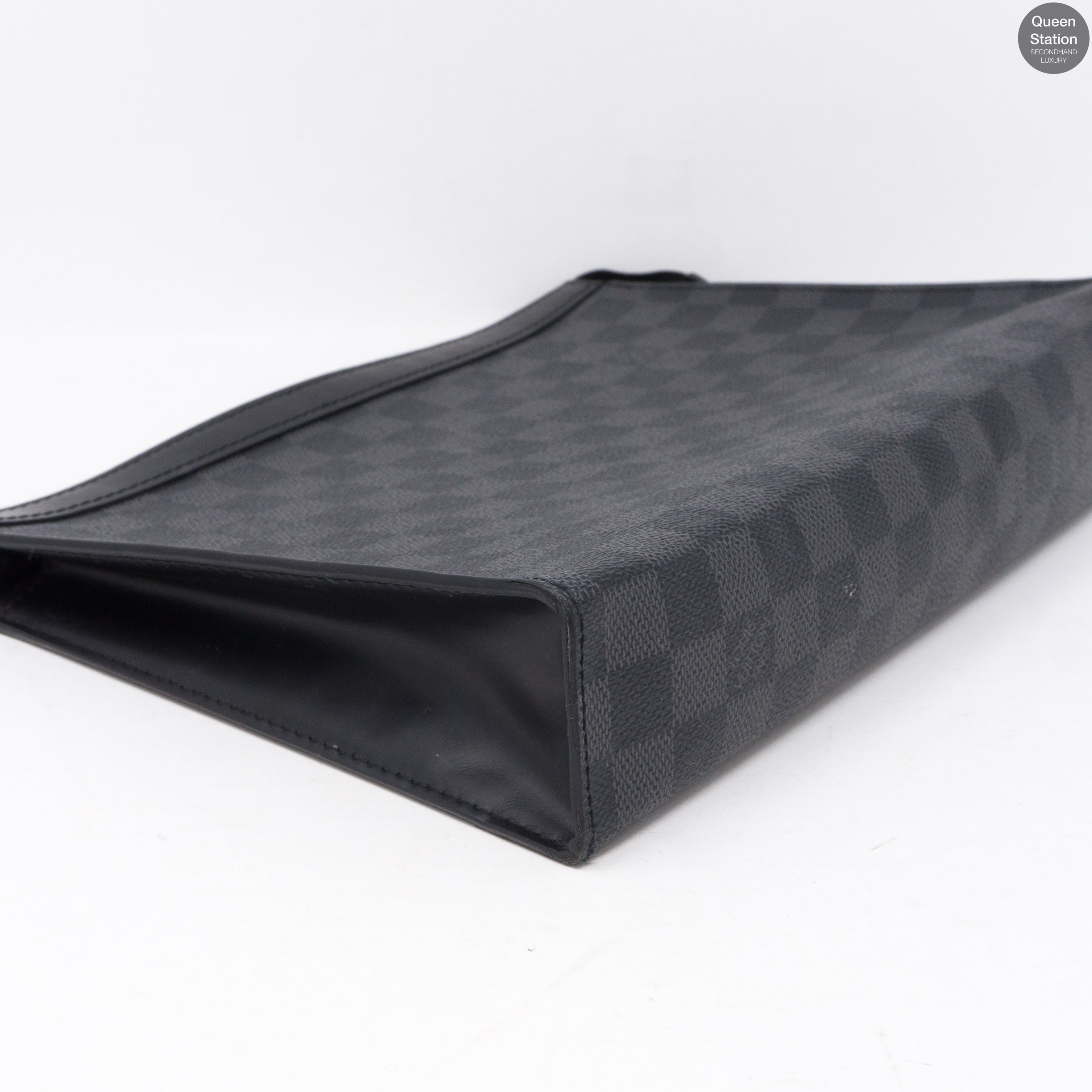 Pochette Voyage MM Damier Graphite