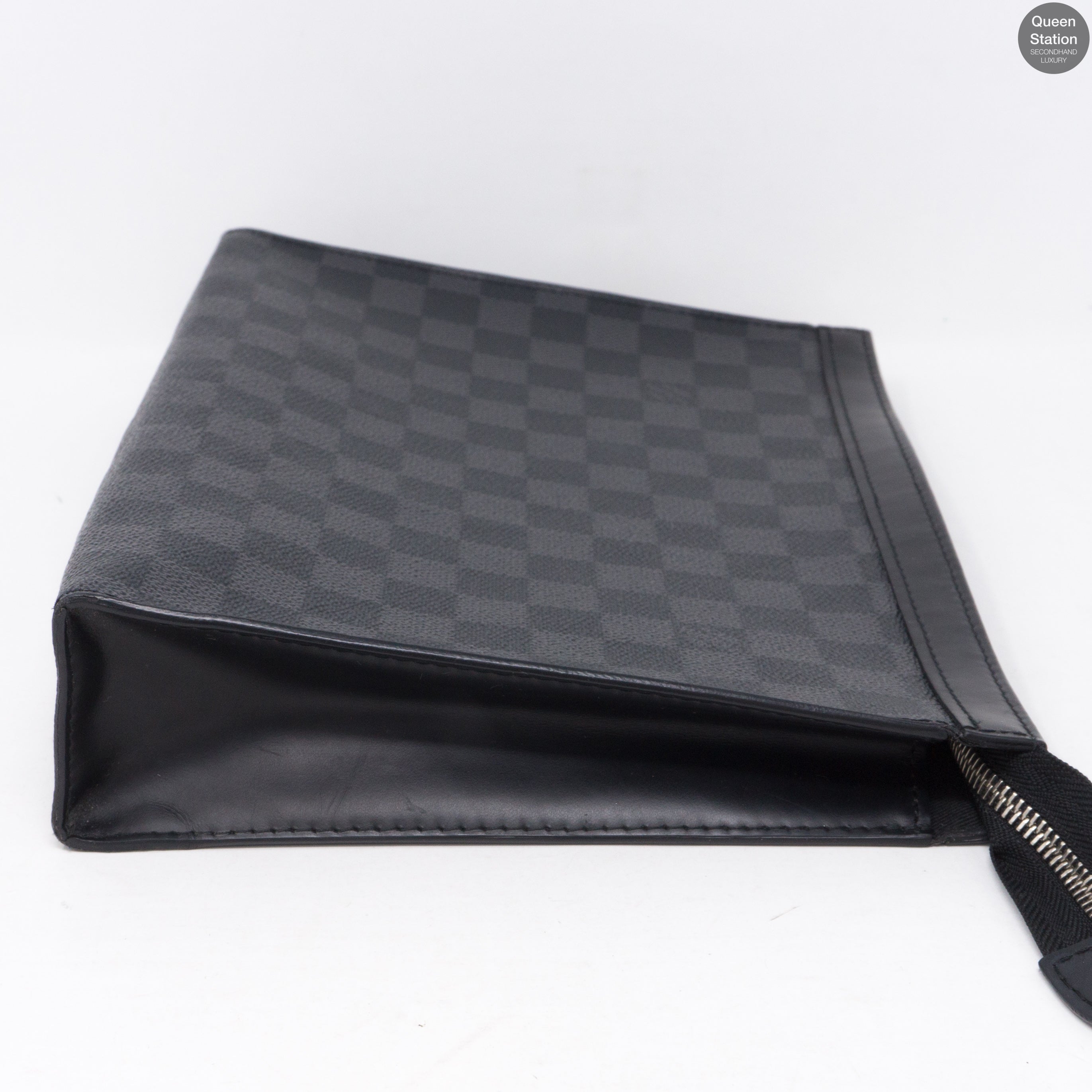 Pochette Voyage MM Damier Graphite