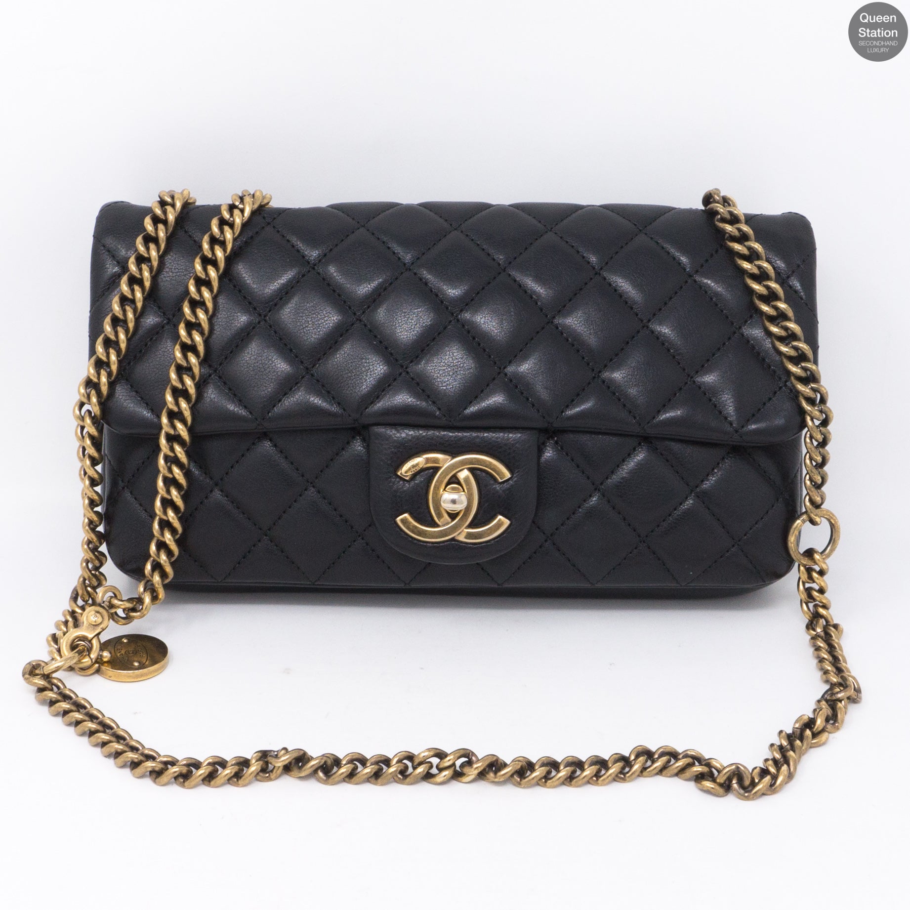 Chanel Black Quilted Leather CC Crown East/West Flap Bag - Yoogi's