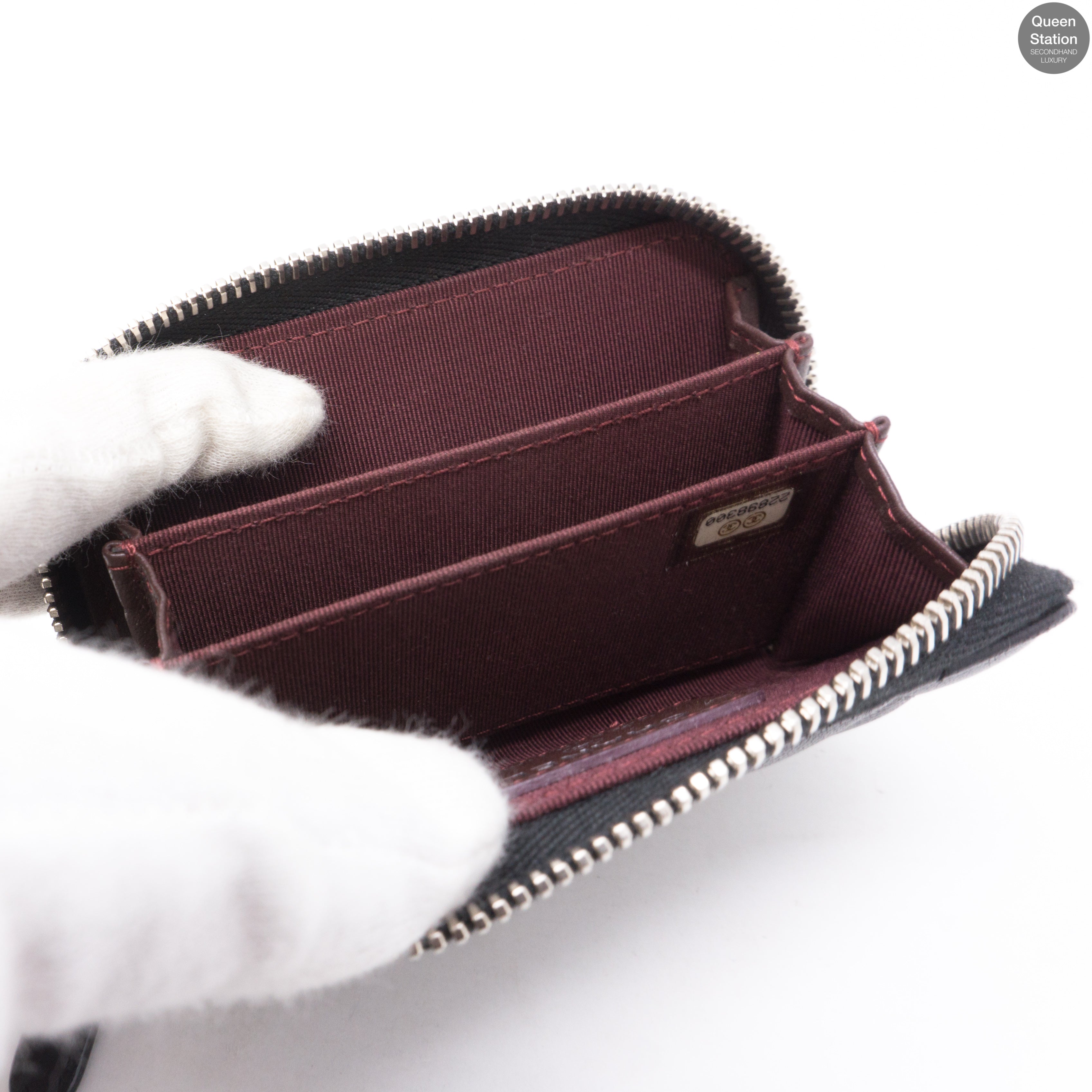 Classic Zipped Coin Purse Black