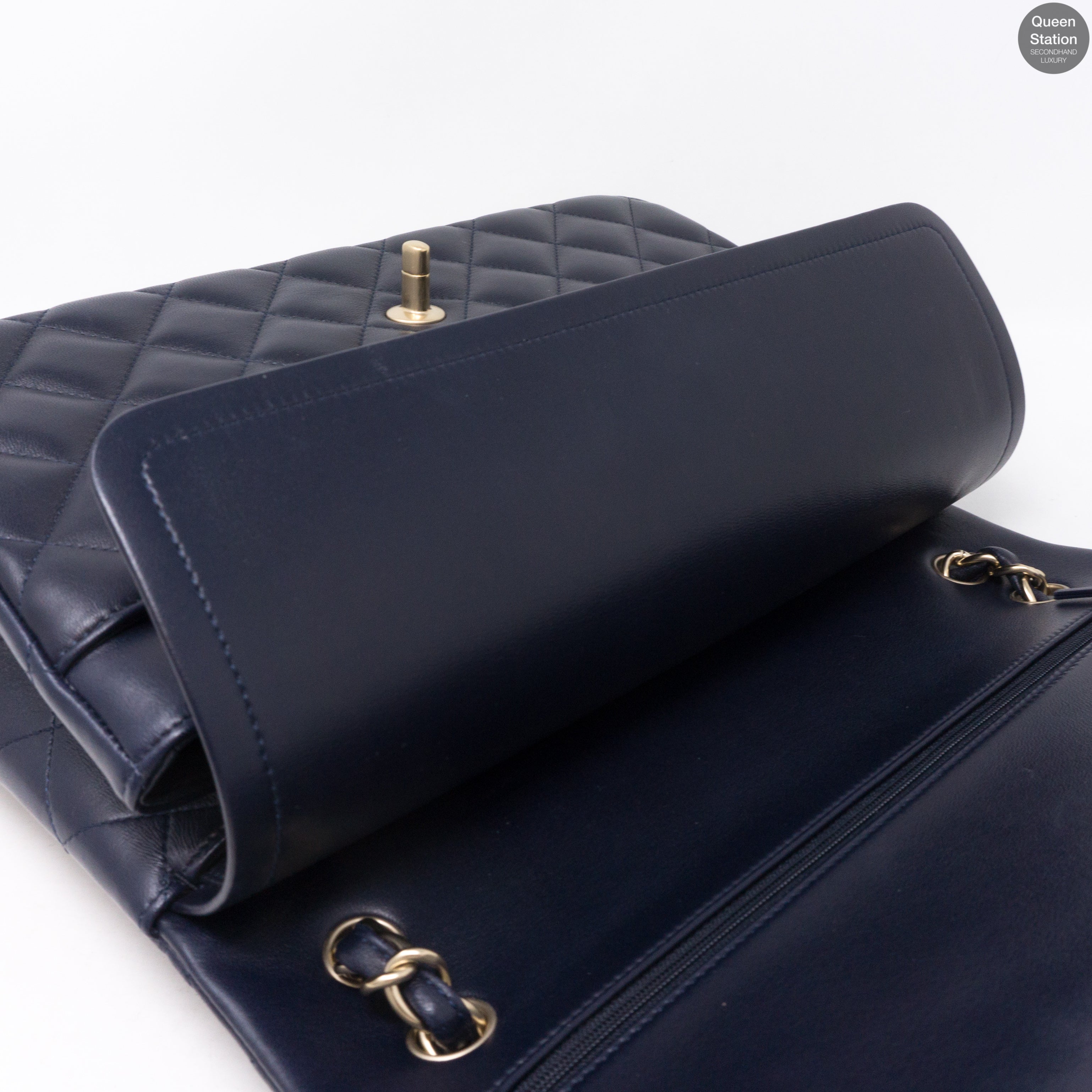 Classic Double Flap Jumbo Navy Blue
