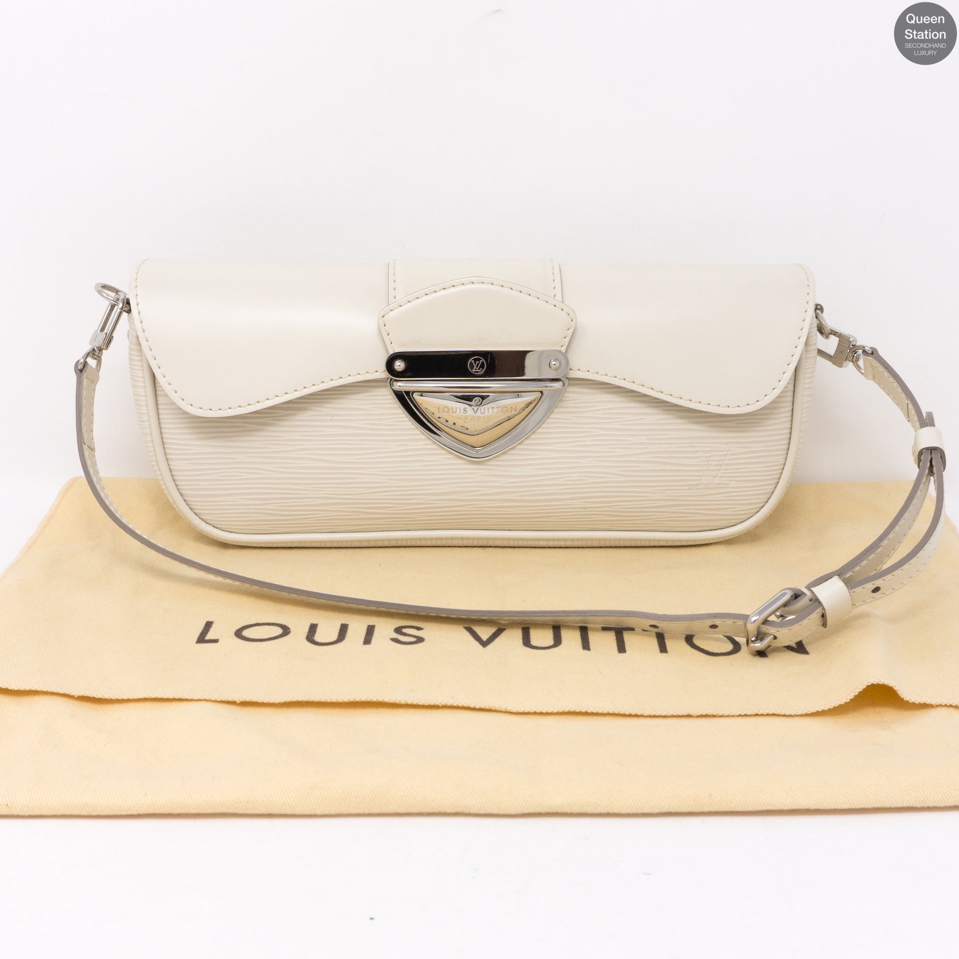 Louis Vuitton White Epi Leather Pochette Montaigne Bag Louis