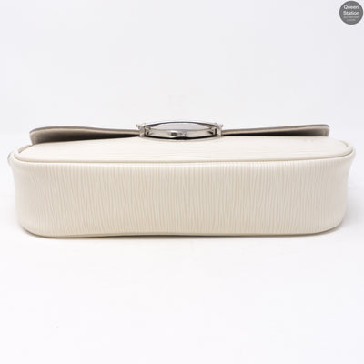 Montaigne Pochette White Epi