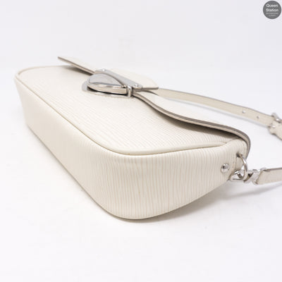 Montaigne Pochette White Epi