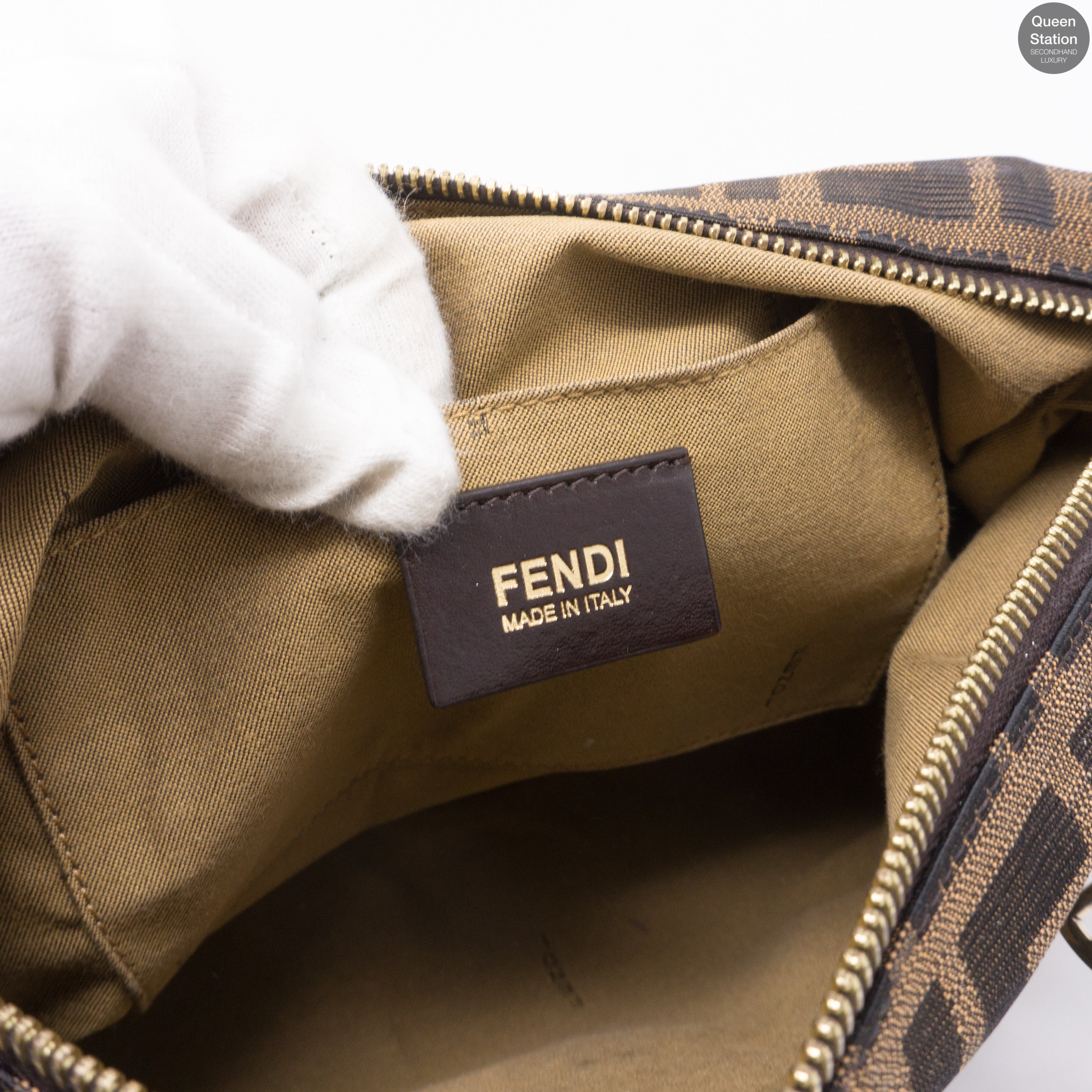 Zucca Crossbody