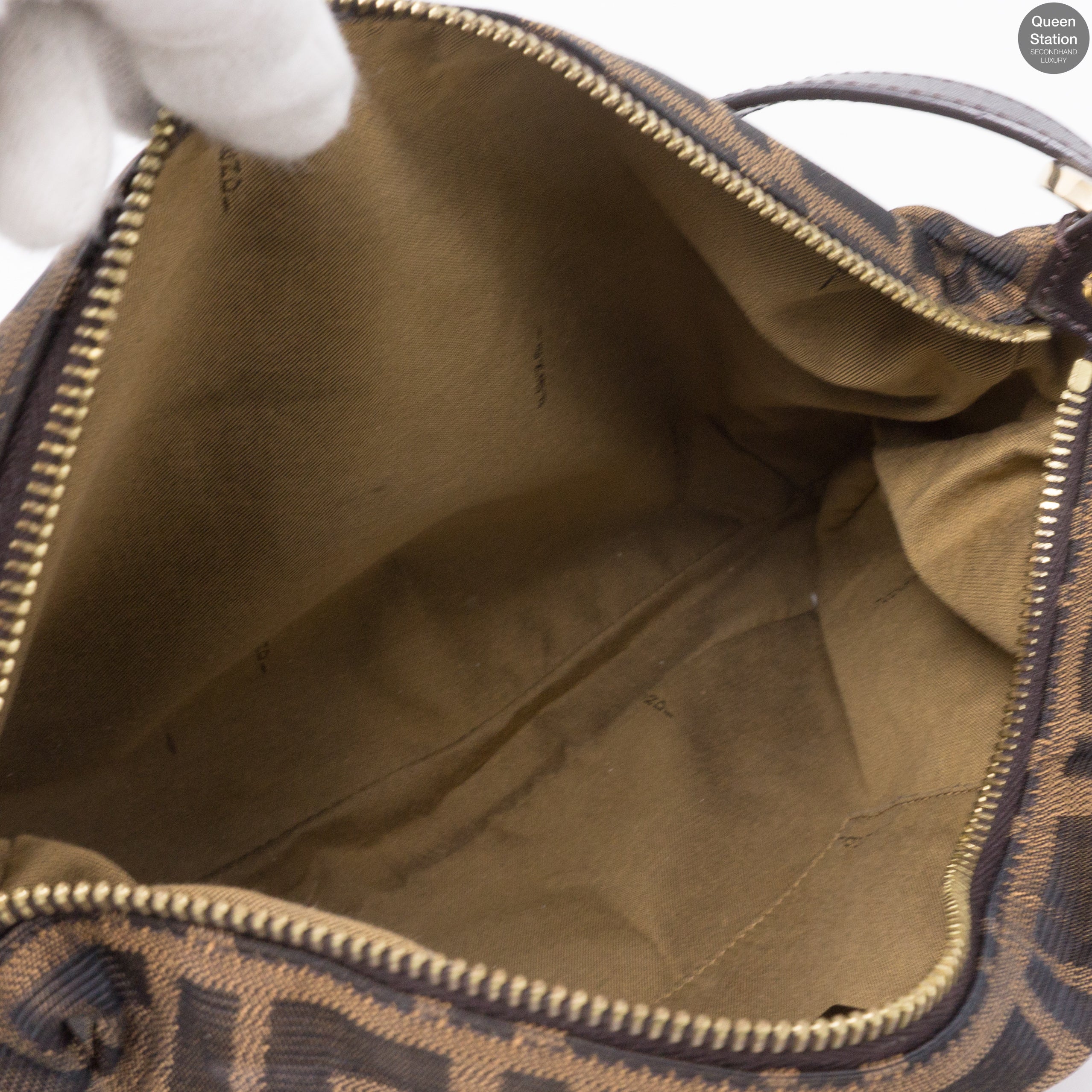 Zucca Crossbody