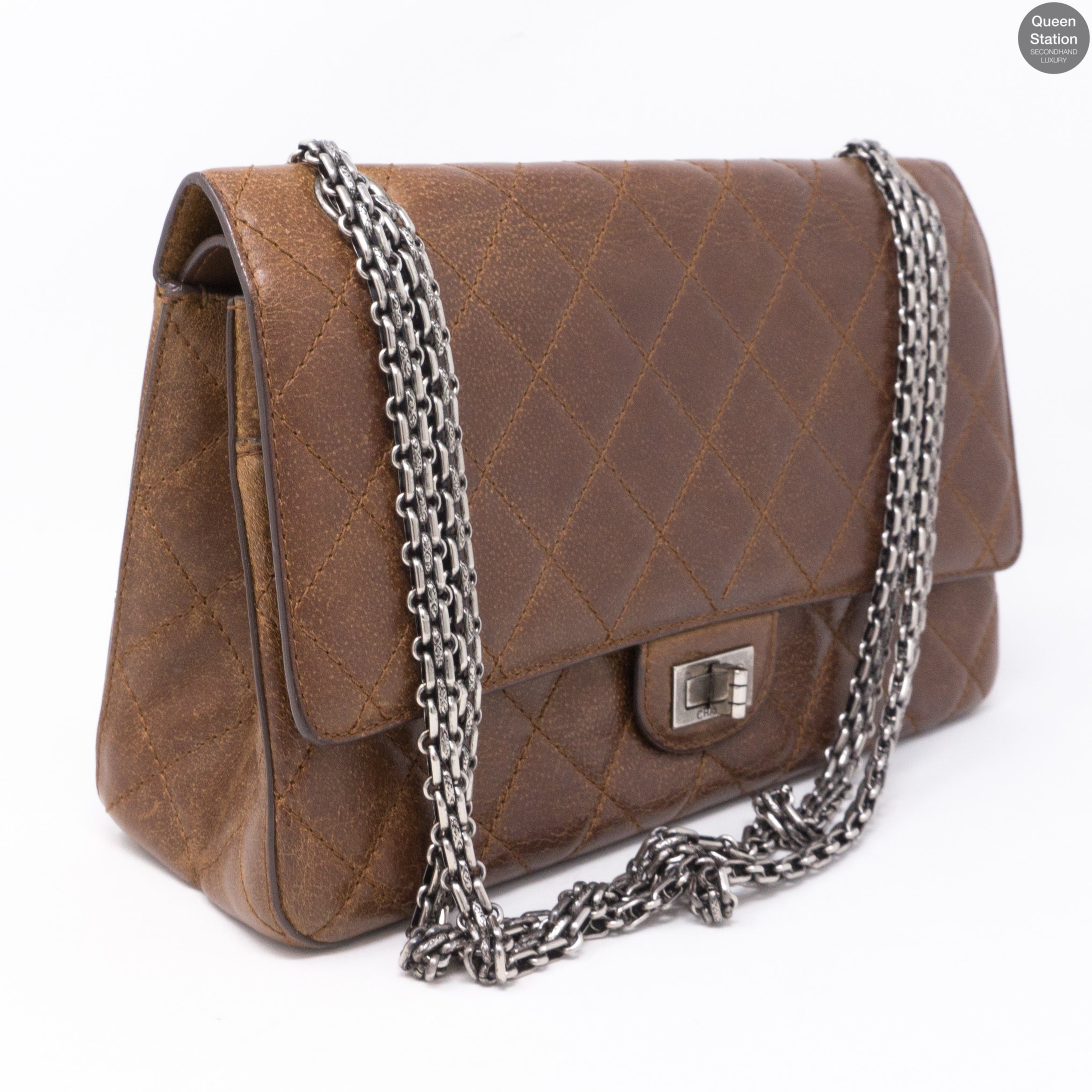 Chanel reissue hot sale 226 crossbody