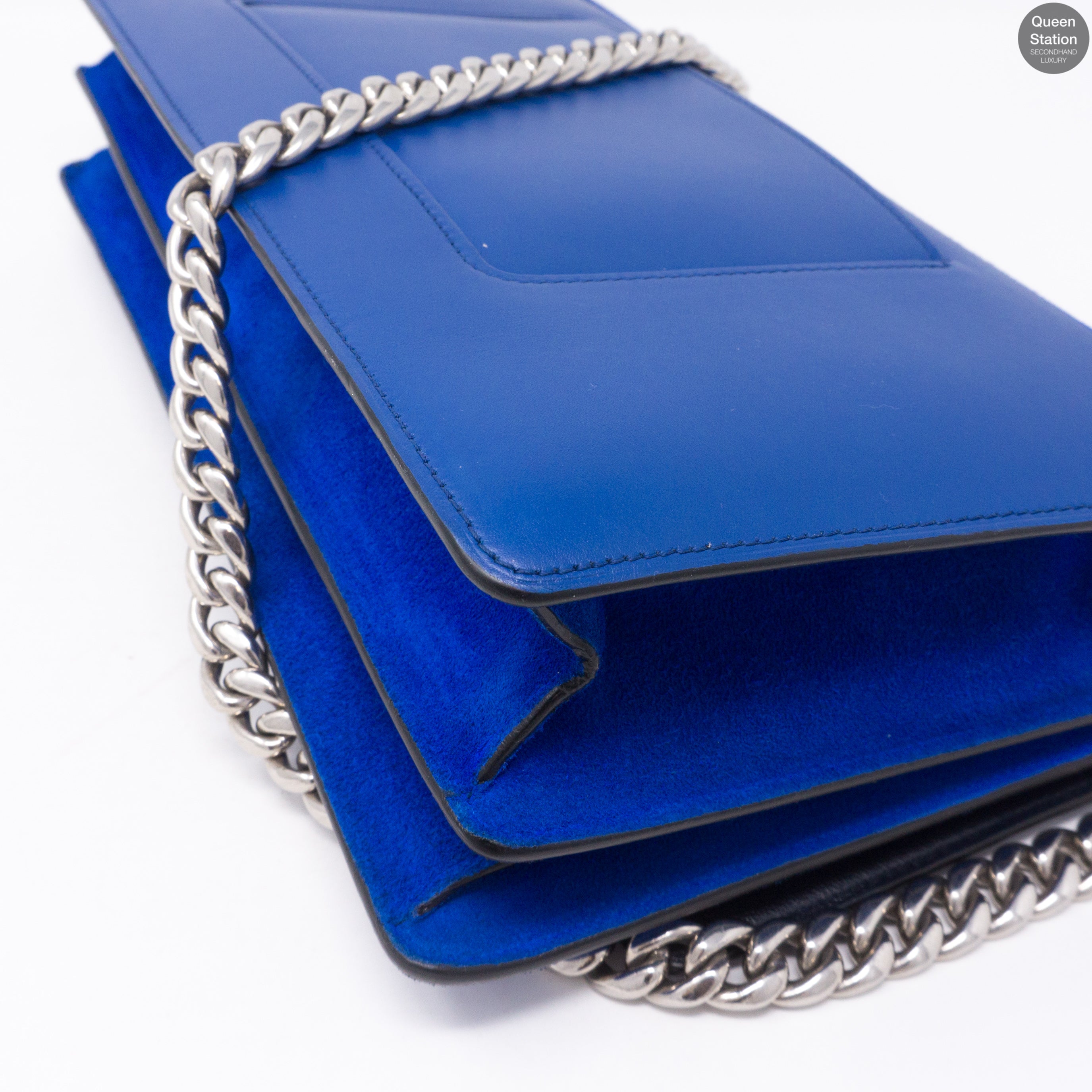 Medium Case Blue Suede