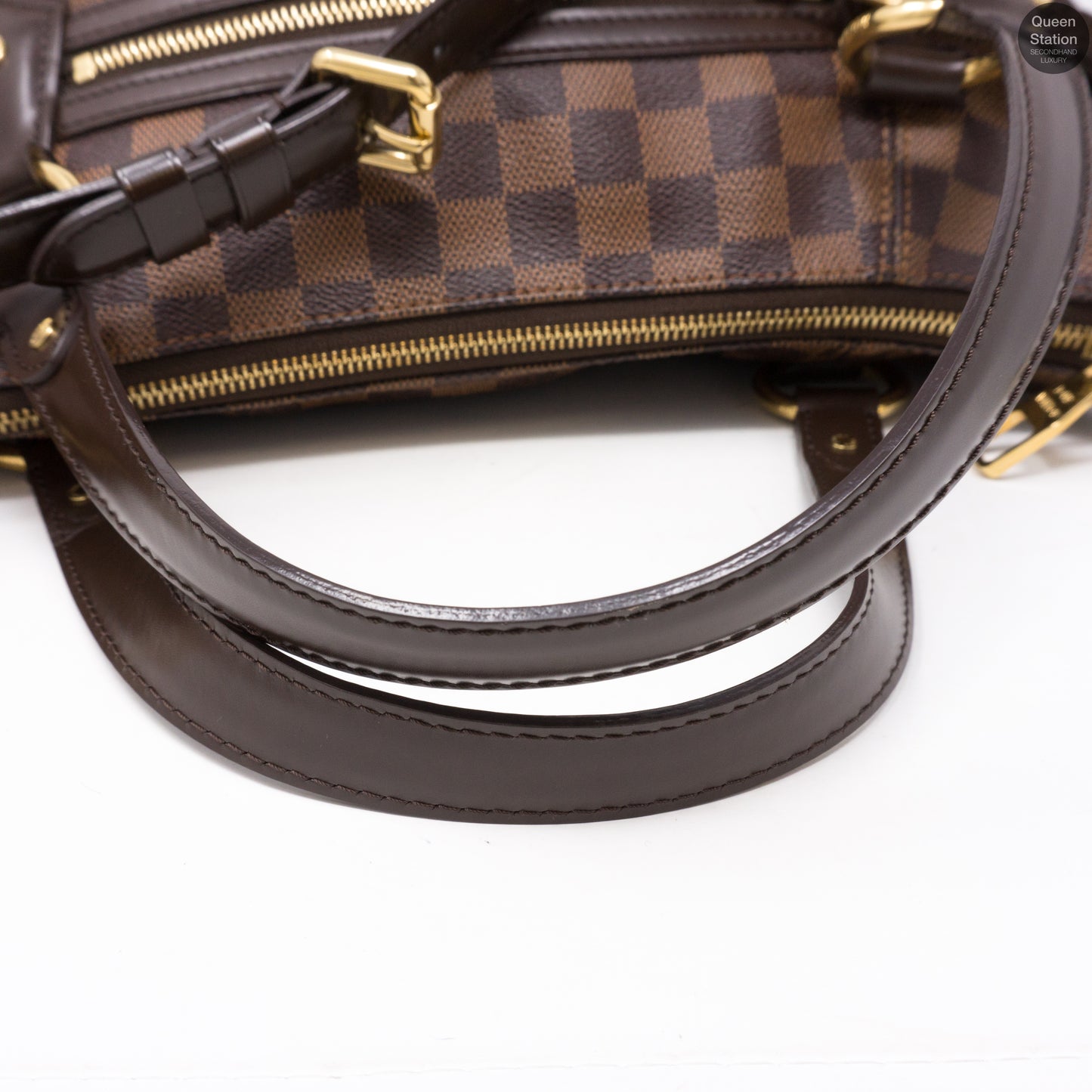 Louis Vuitton – Evora MM Damier Ebene – Queen Station