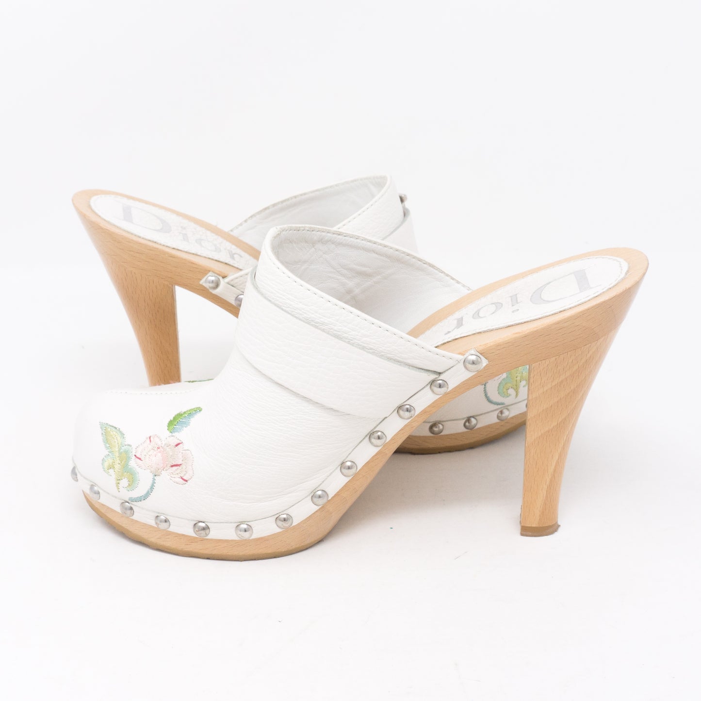 White Embroidery High Heels