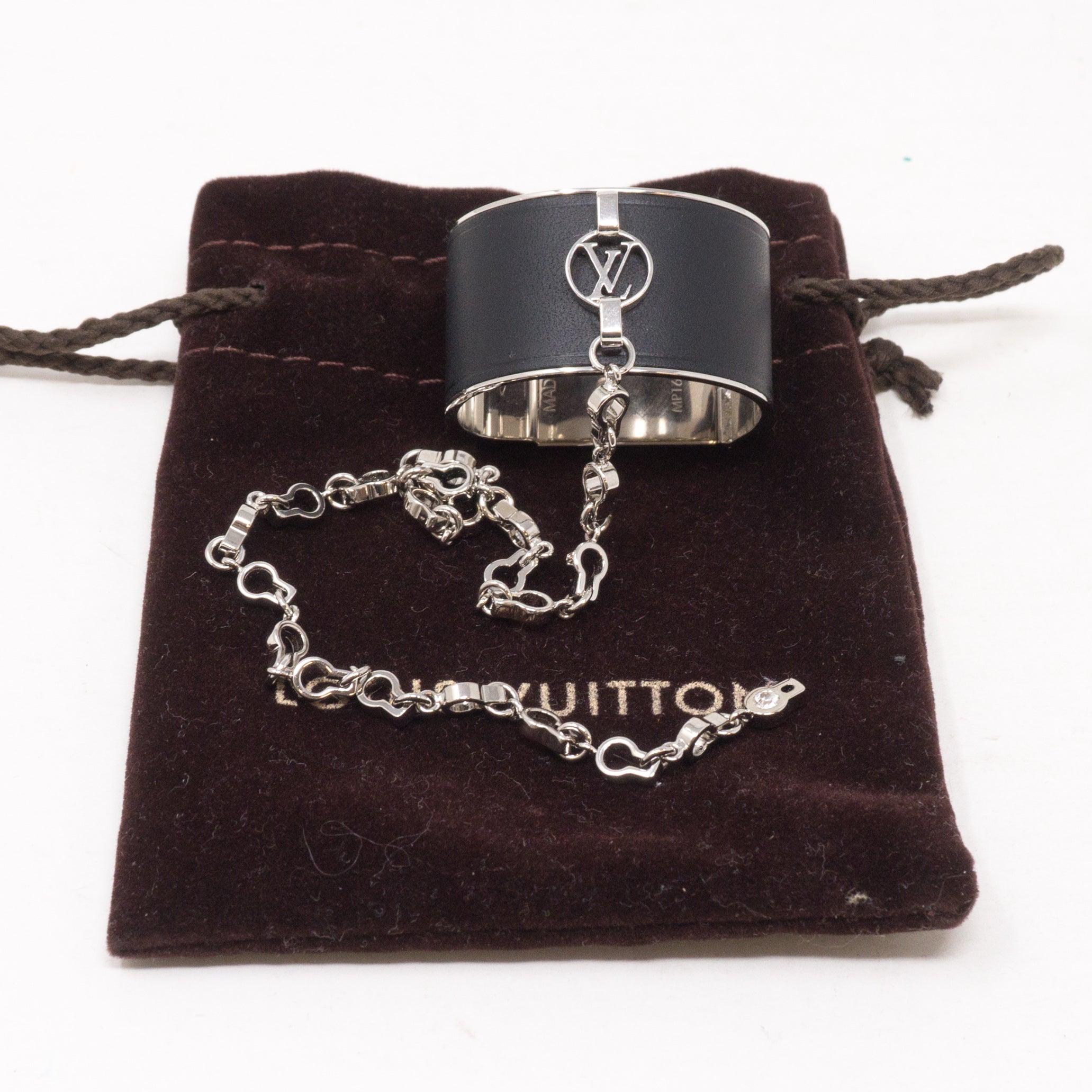 Black Silver Scarf Ring