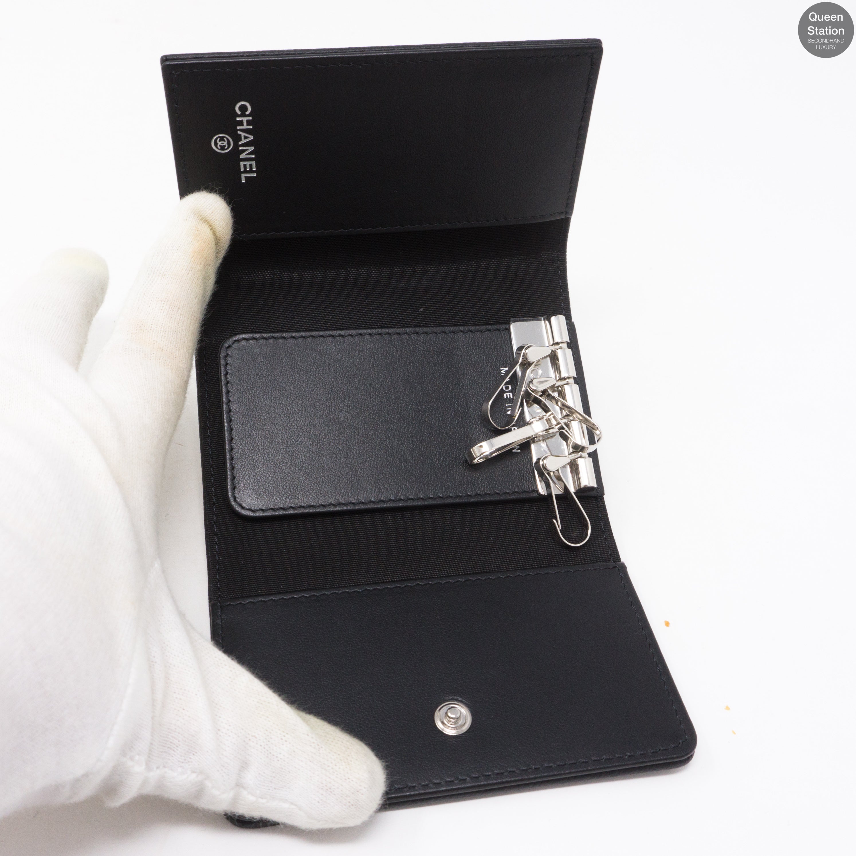 Classic Key Holder Black