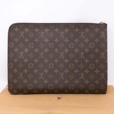 Document Holder Monogram