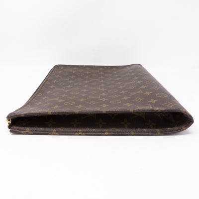 Document Holder Monogram