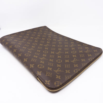 Document Holder Monogram