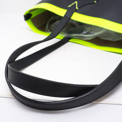 Giant Check Reversible Tote Black