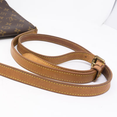 Musette Tango Long Strap Monogram