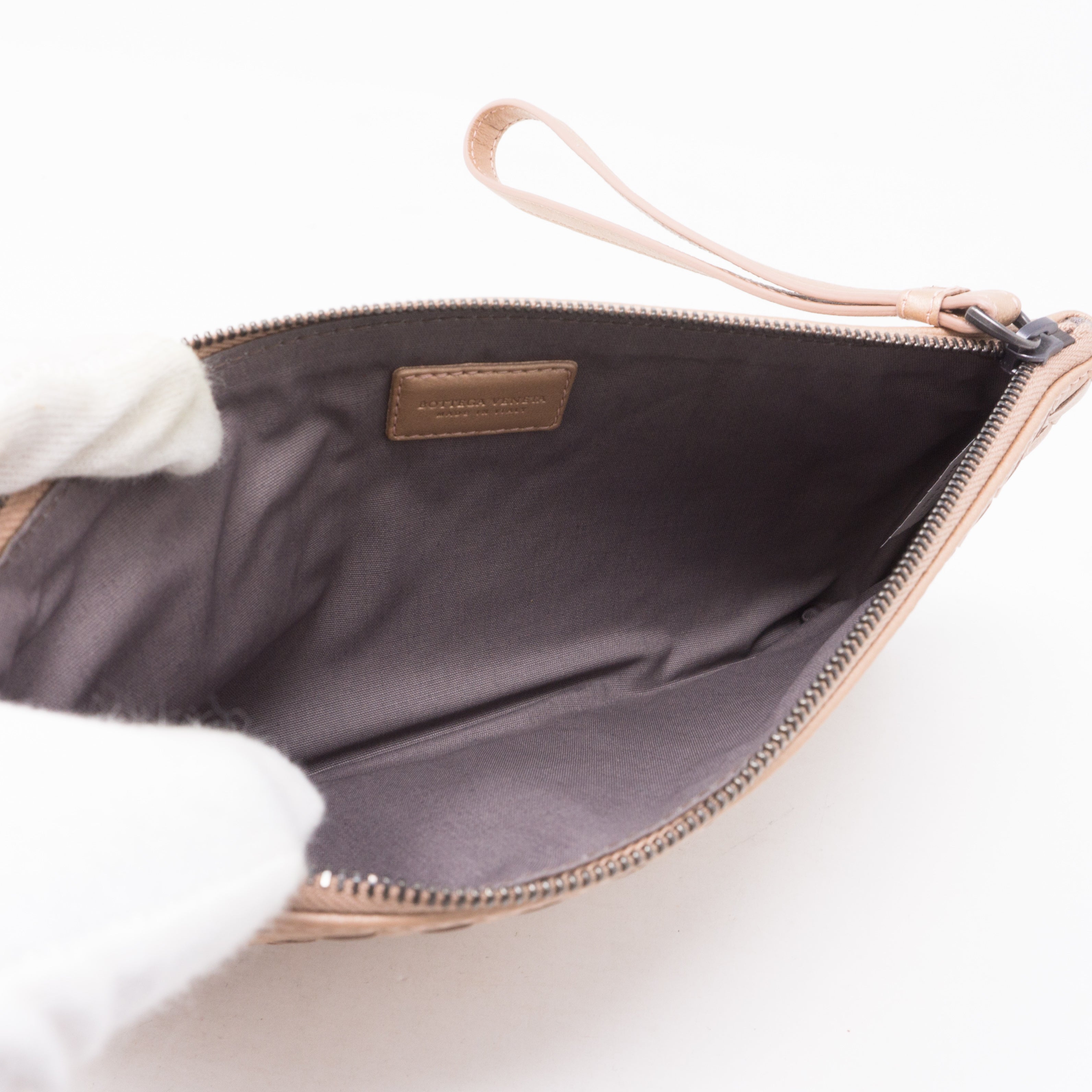 Intrecciato Wristlet Pouch Champagne Leather