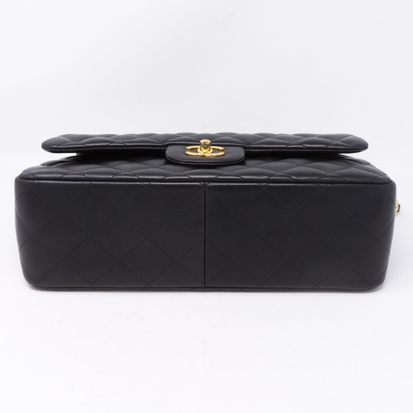 Classic Double Flap Jumbo Black Gold