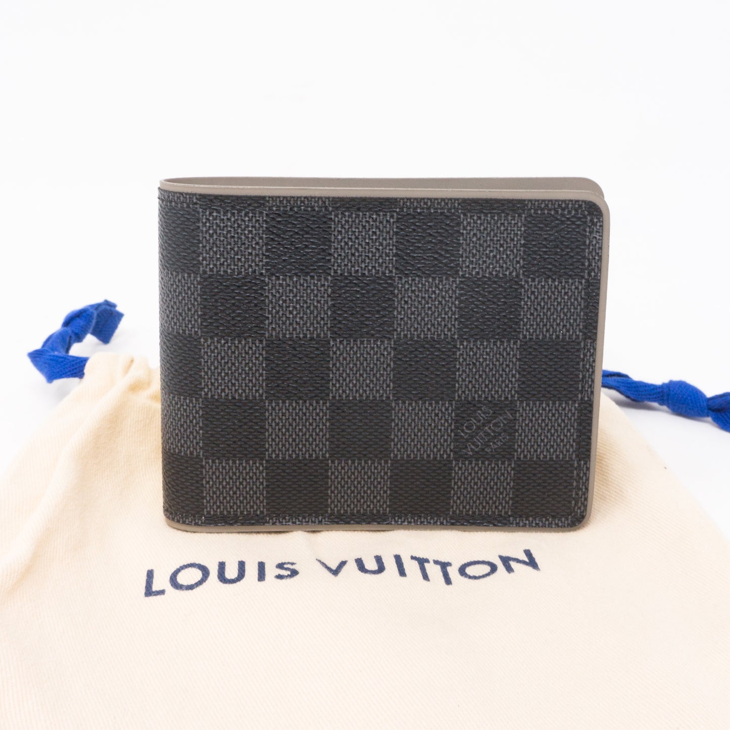 Louis Vuitton – Multiple Wallet Damier Graphite – Queen Station