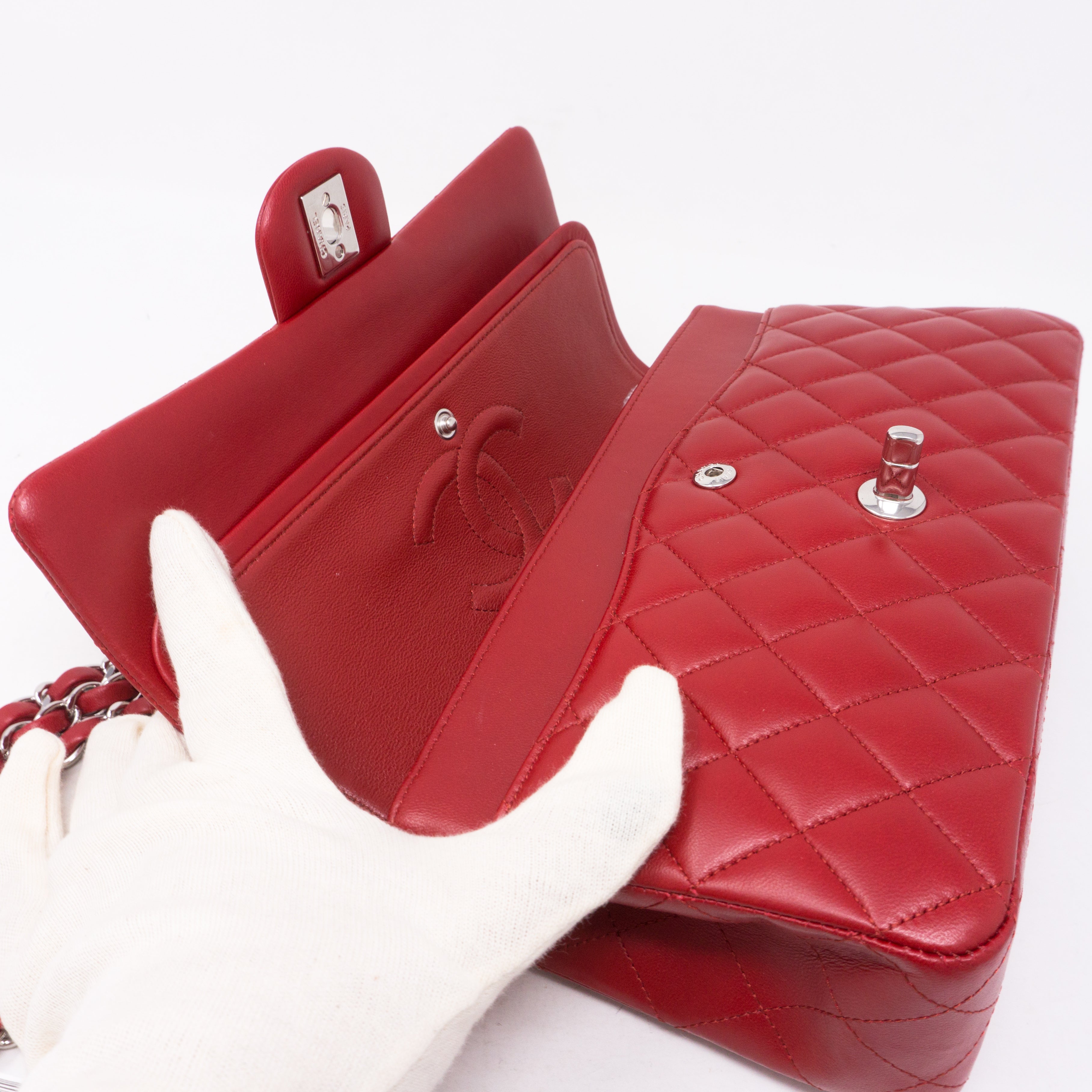 Classic Double Flap Medium Red Silver