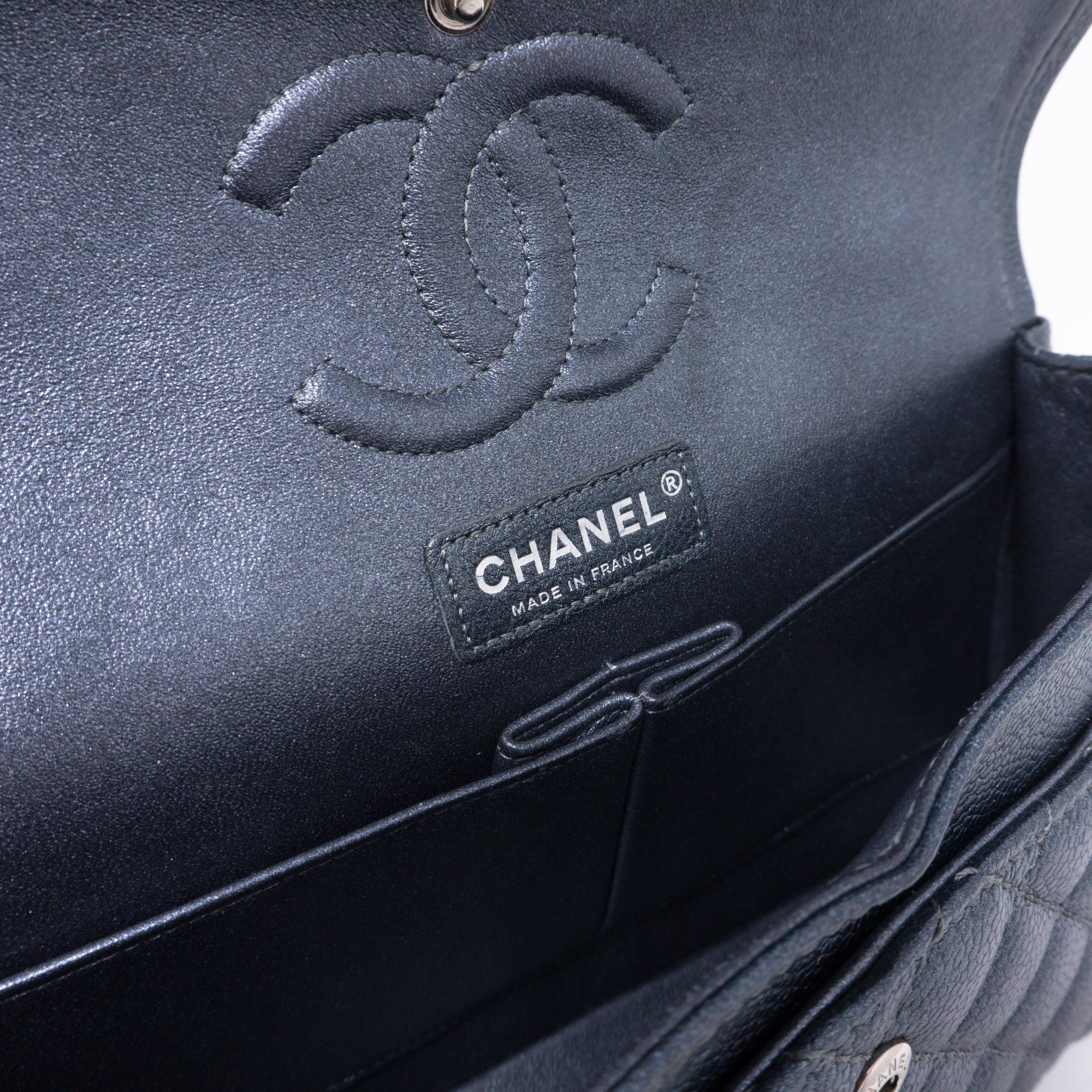 Classic Double Flap Medium Metallic Gray Silver